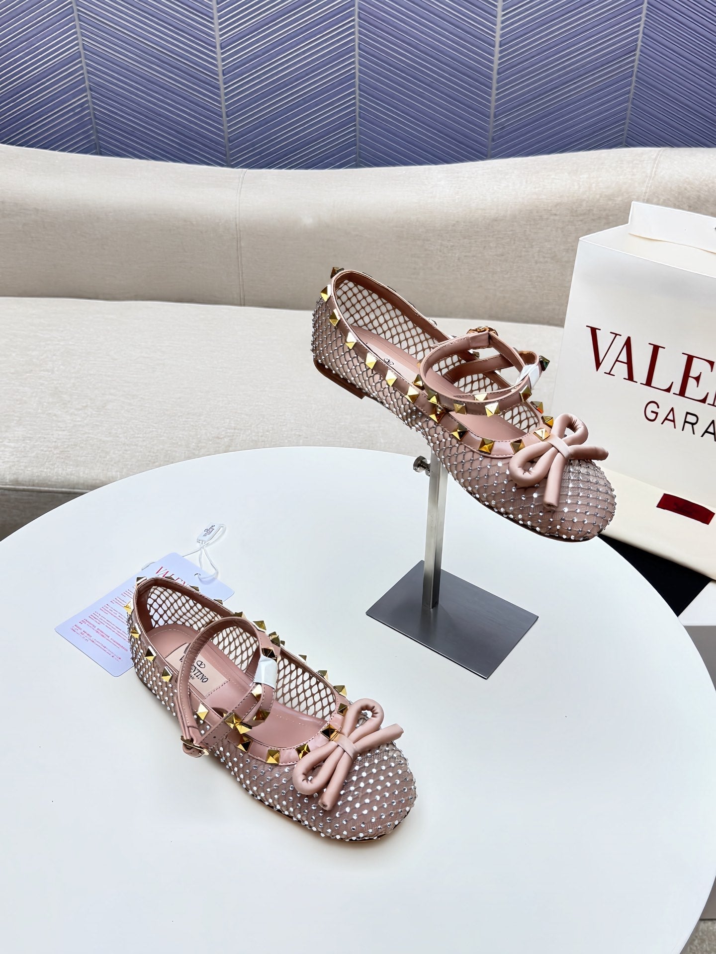 ROCKSTUD PEACH PINK MESH BALLERINA WITH CRYSTALS - 34
