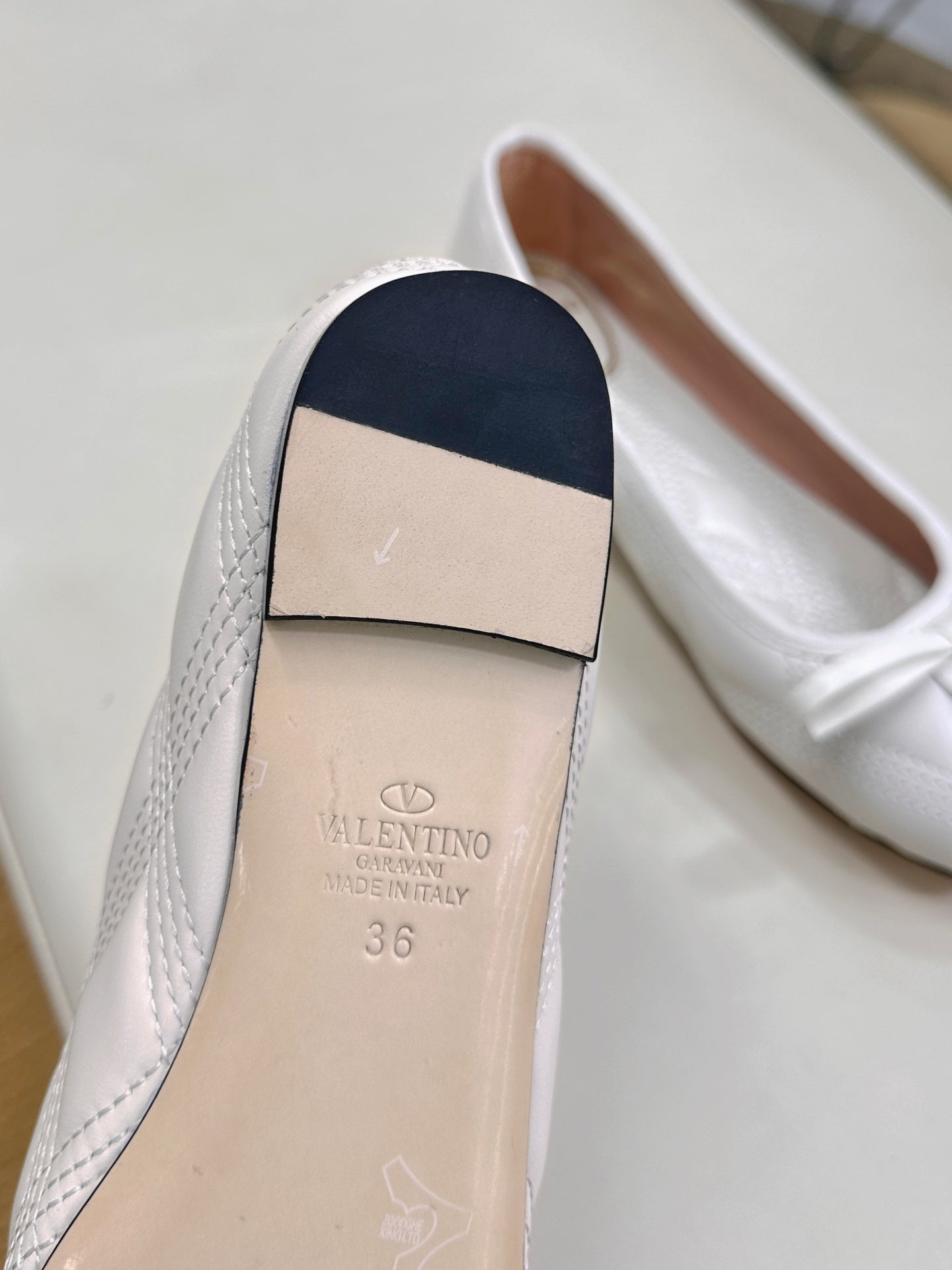 VLTN CLASSIC BALLET FLATS 25S IN WHITE CALFSKIN WITH BOW - 35