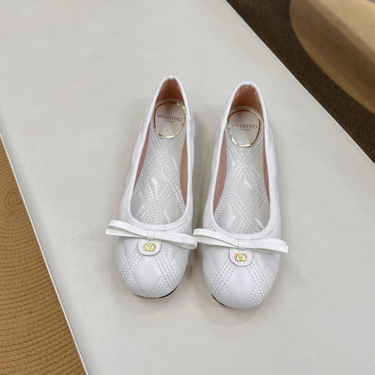 VLTN CLASSIC BALLET FLATS 25S IN WHITE CALFSKIN WITH BOW - 35
