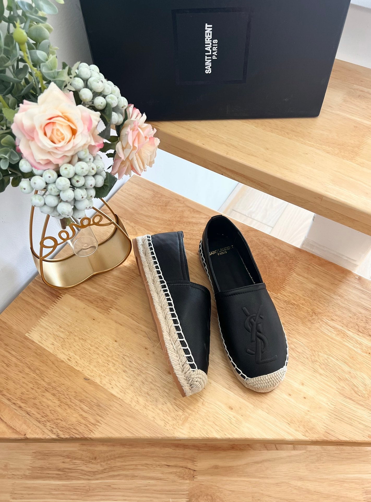 SL YVES EMBOSSED LOGO SLIP ON BLACK CALFSKIN - 35