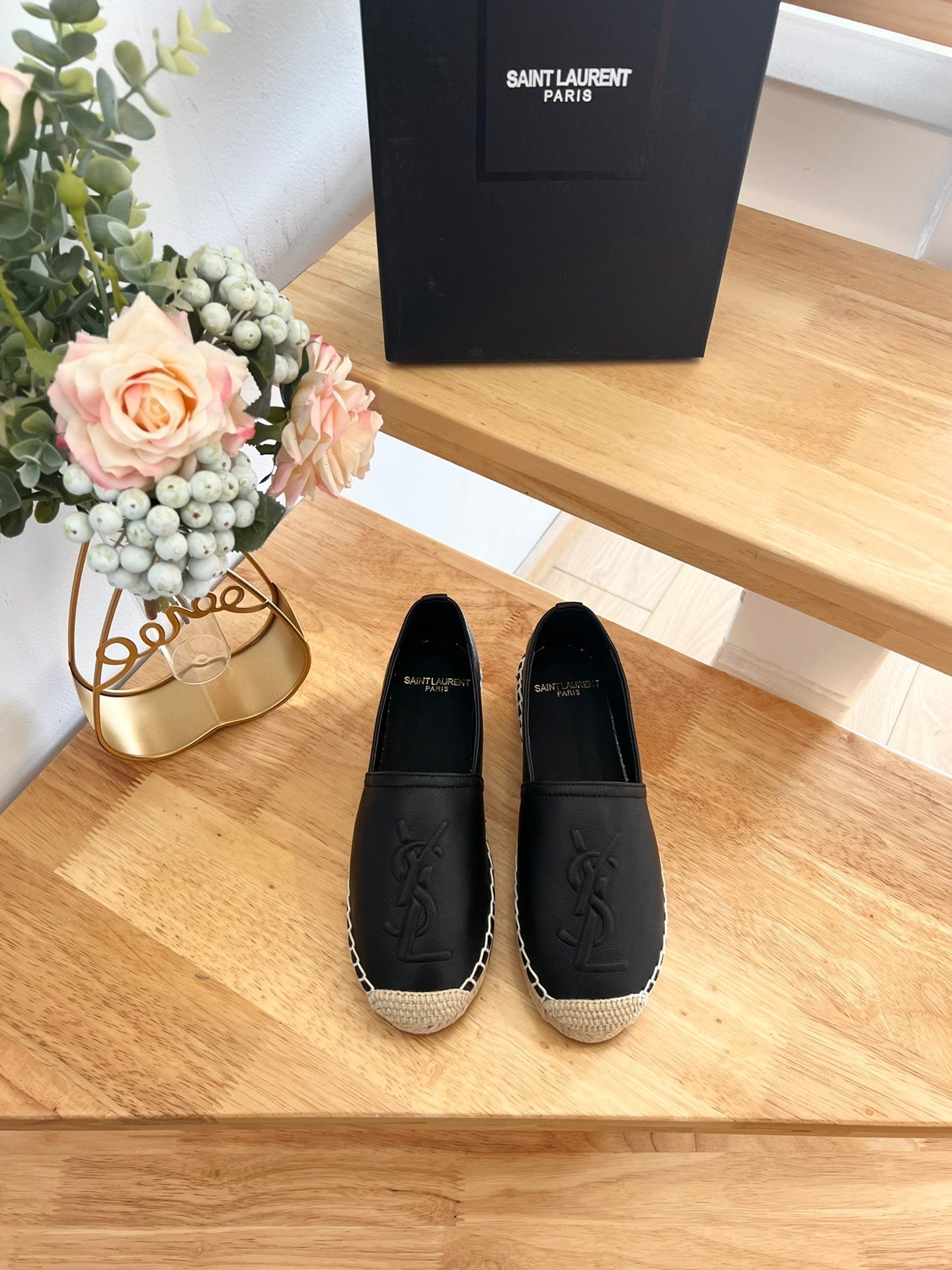 SL YVES EMBOSSED LOGO SLIP ON BLACK CALFSKIN - 35