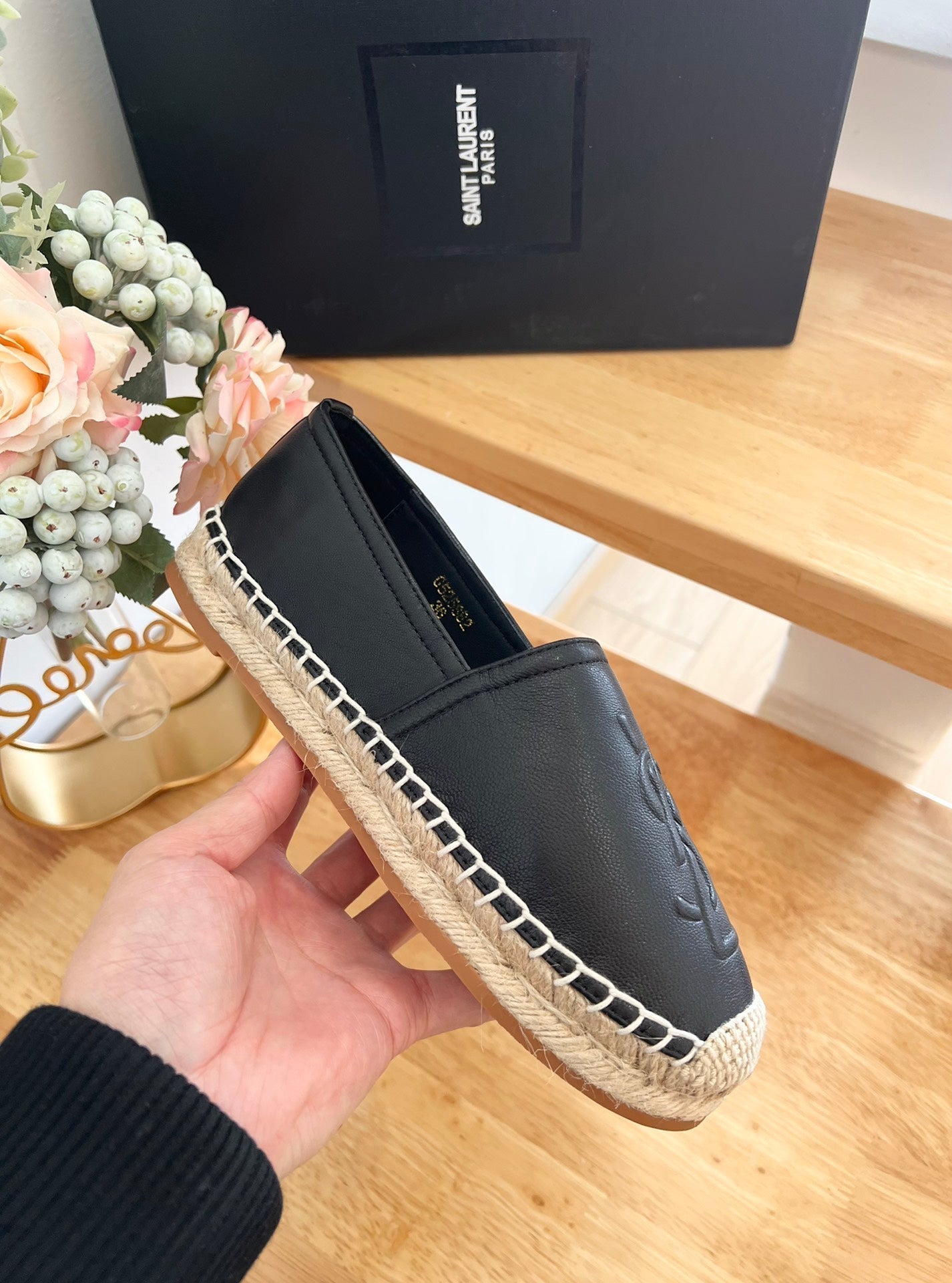 SL YVES EMBOSSED LOGO SLIP ON BLACK CALFSKIN - 35