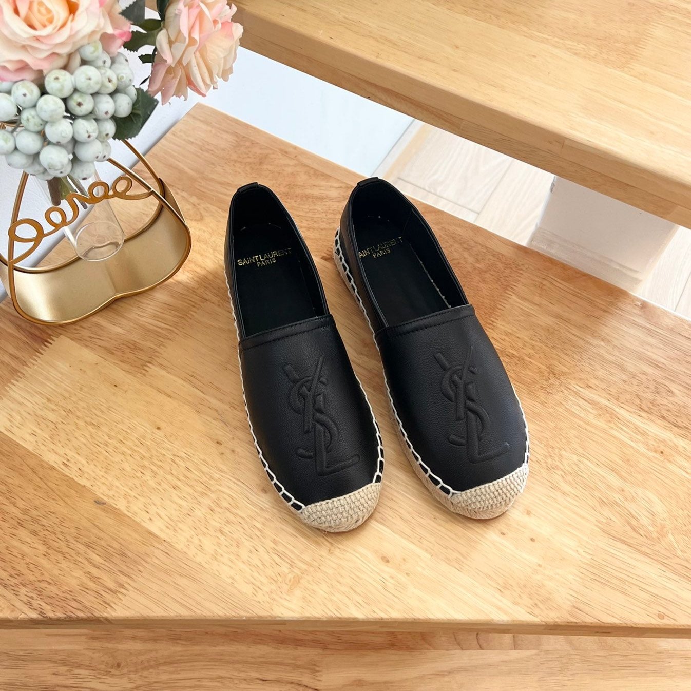 SL YVES EMBOSSED LOGO SLIP ON BLACK CALFSKIN - 35