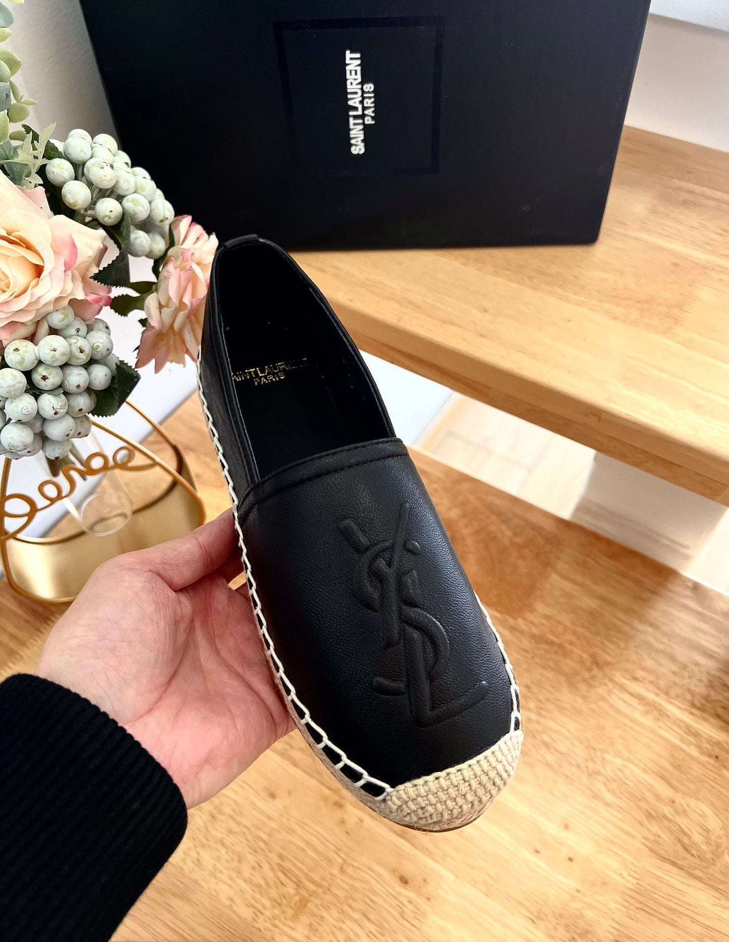 SL YVES EMBOSSED LOGO SLIP ON BLACK CALFSKIN - 35