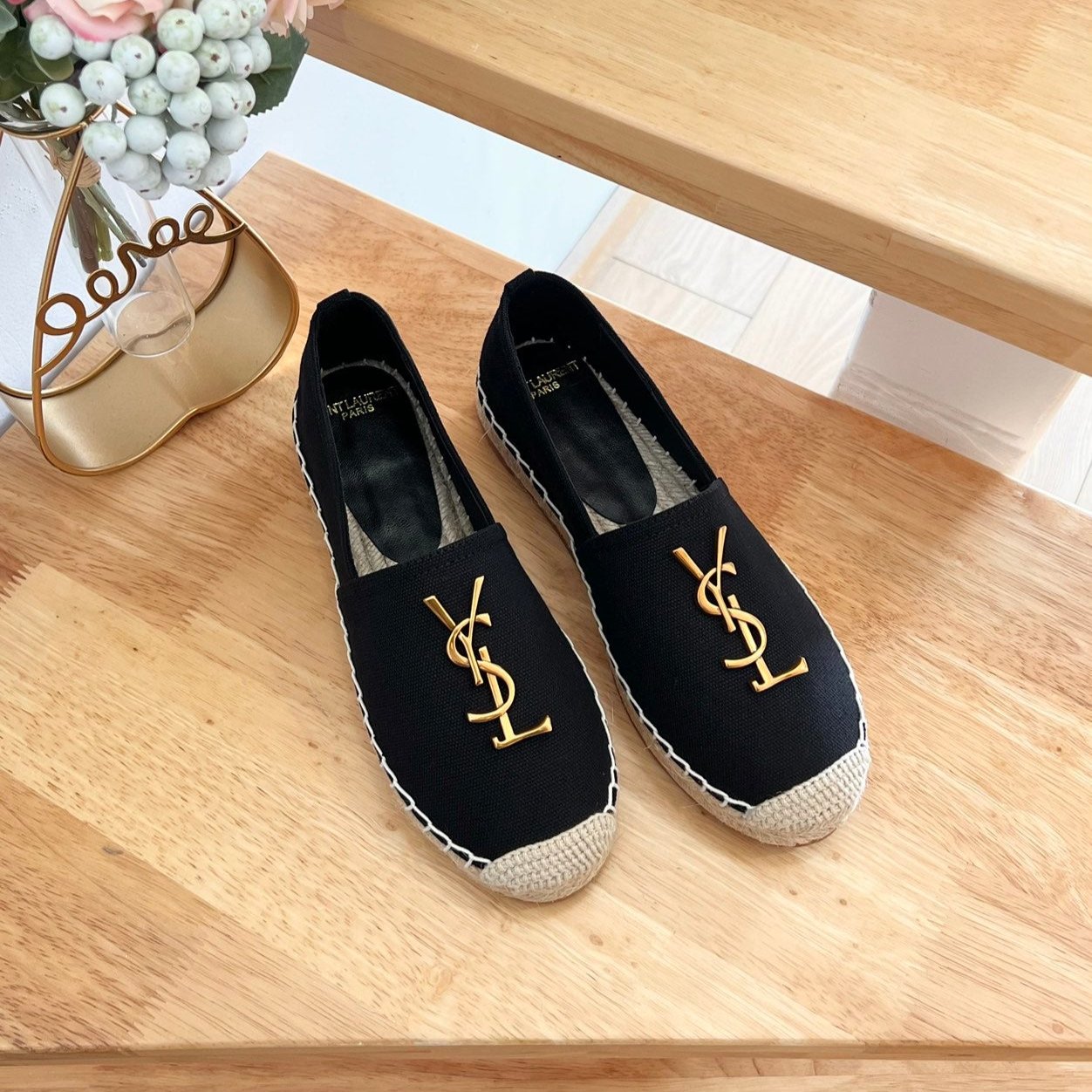 SL YVES LOGO SLIP ON BLACK CANVAS - 35