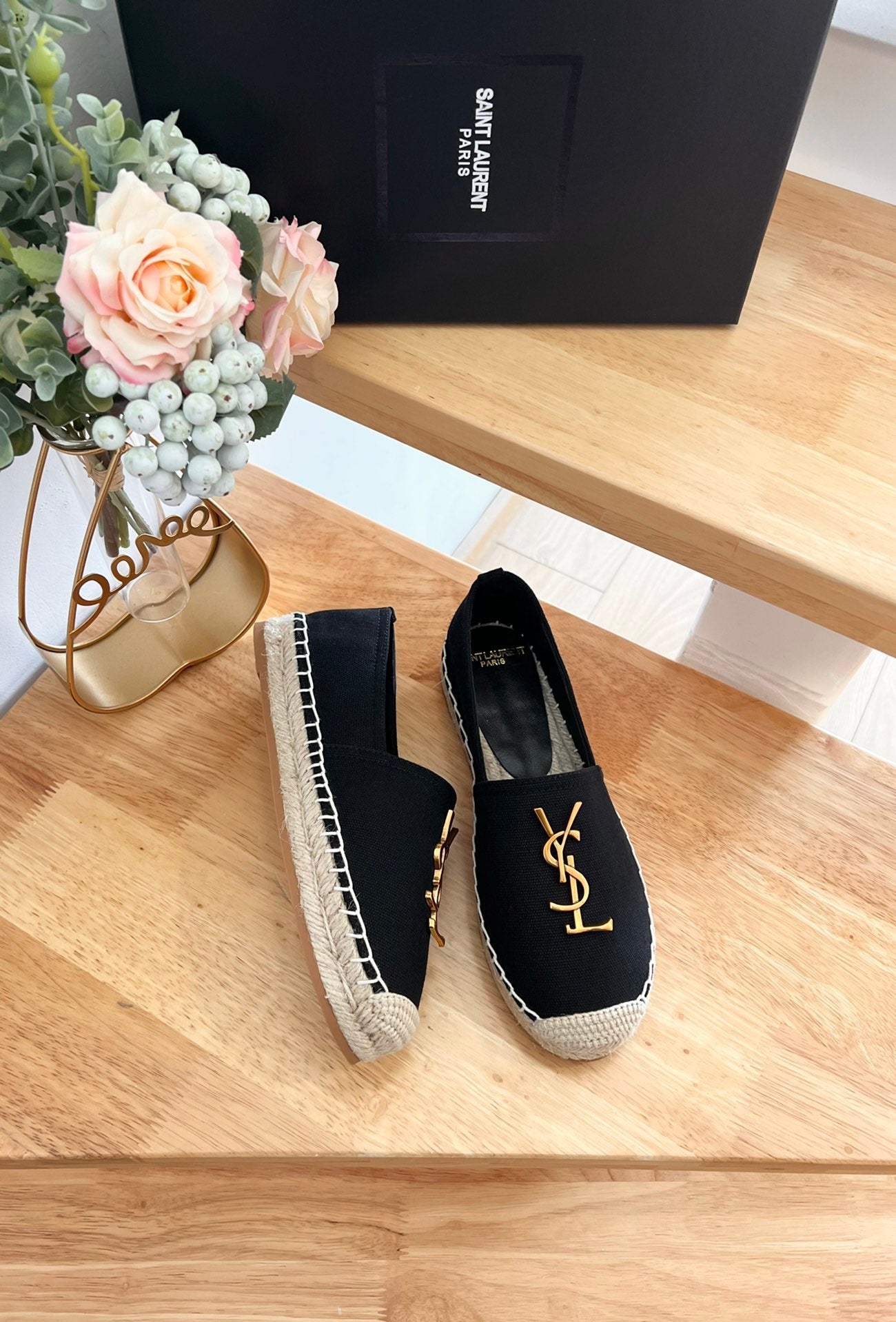 SL YVES LOGO SLIP ON BLACK CANVAS - 35