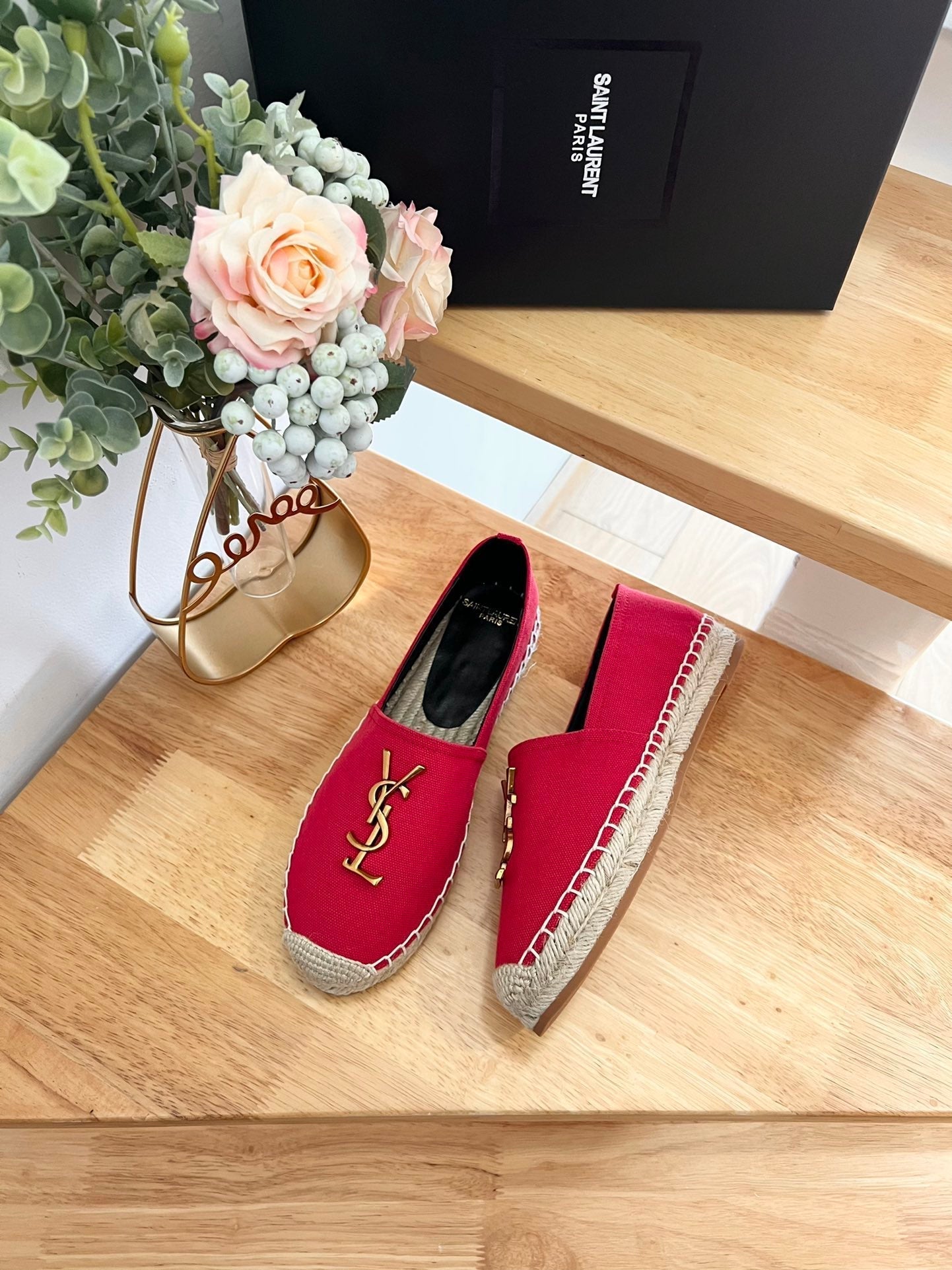 SL YVES LOGO SLIP ON RED CANVAS - 35