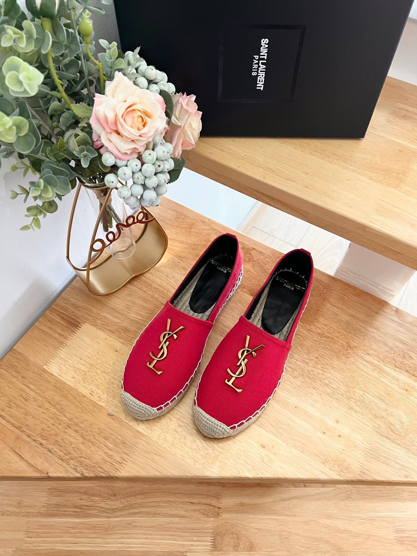SL YVES LOGO SLIP ON RED CANVAS - 35