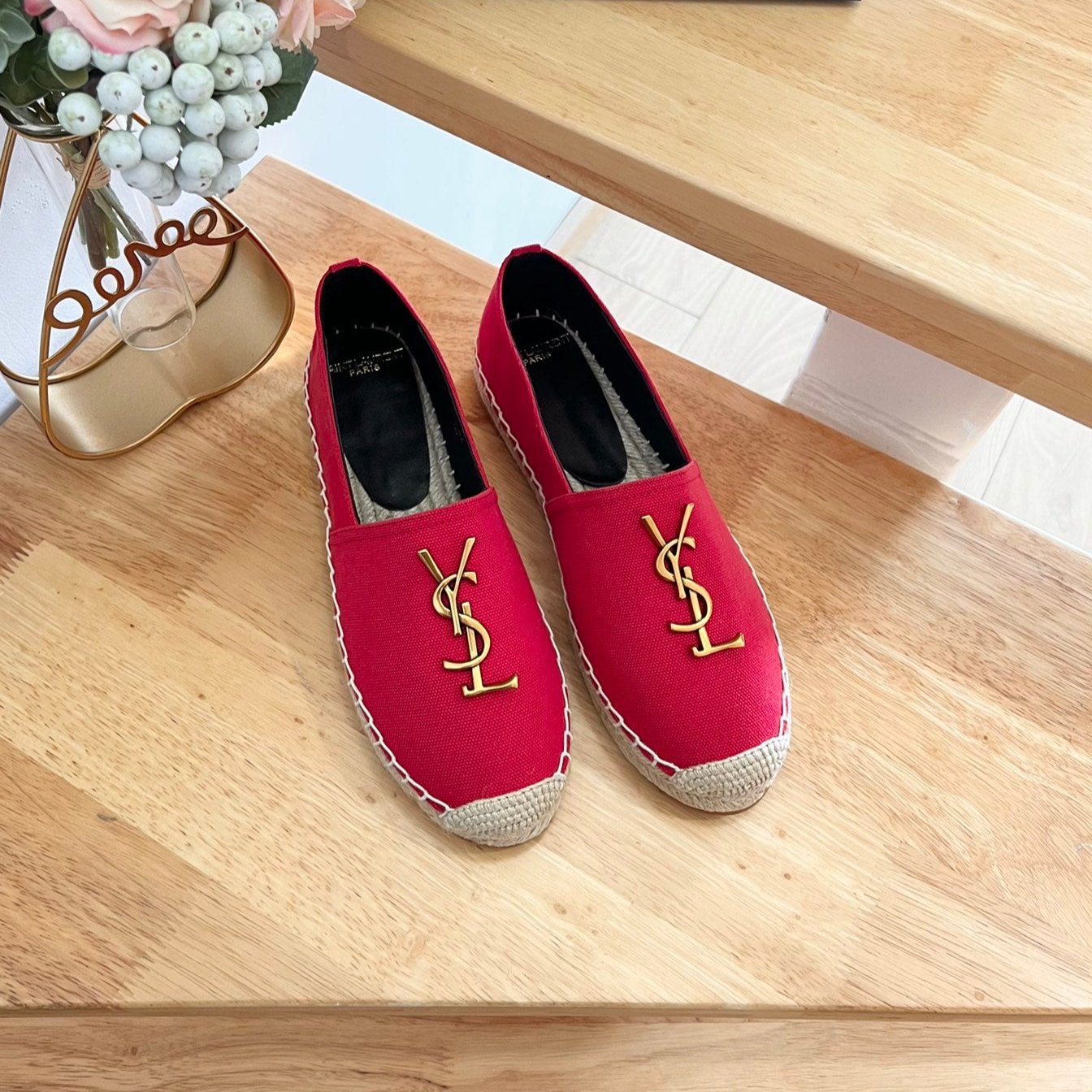 SL YVES LOGO SLIP ON RED CANVAS - 35