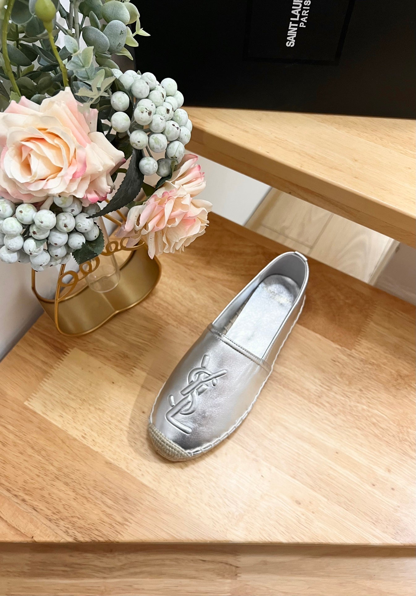 SL YVES EMBOSSED LOGO SLIP ON SILVER CALFSKIN - 35
