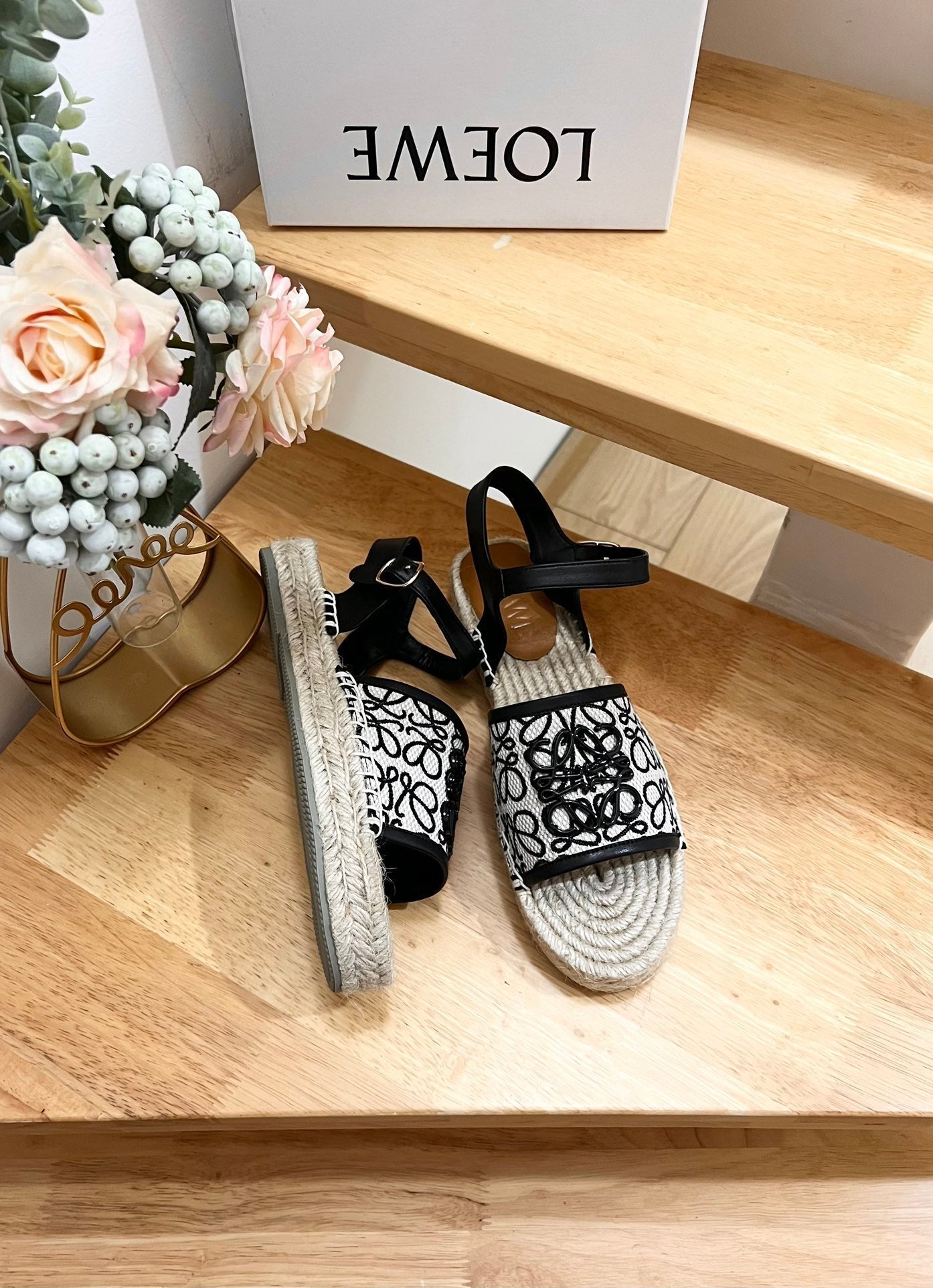 Loew Anagram Black logo White Black Beige Leather And Canvas Espadrille Sandals - 35