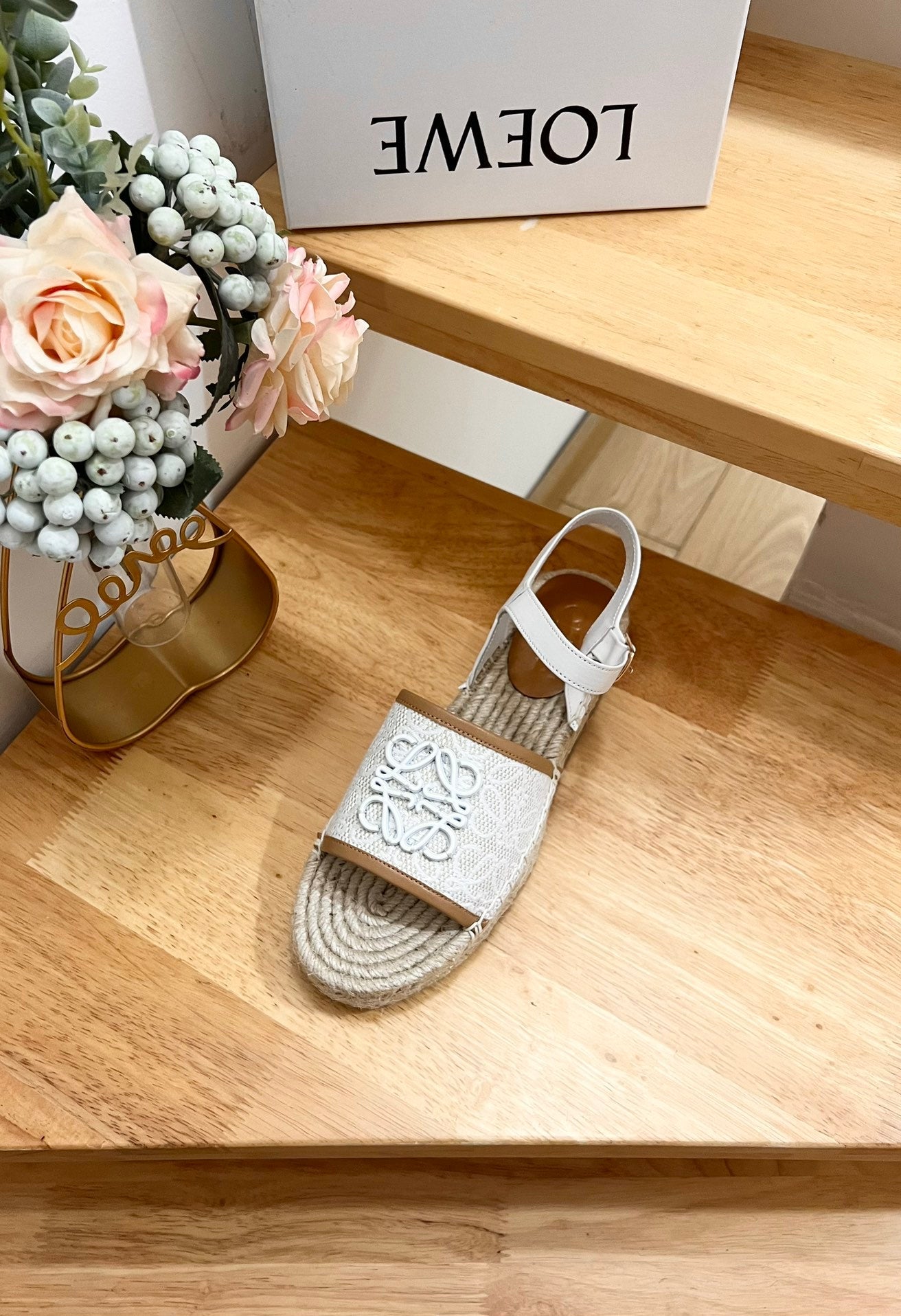 Loew Anagram White logo White Brown Leather And Canvas Espadrille Sandals - 35