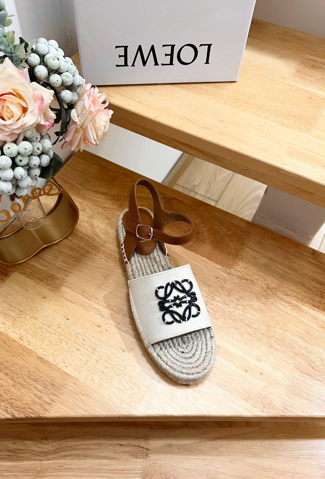 Loew Anagram Black logo White Brown Beige Leather And Canvas Espadrille Sandals - 35