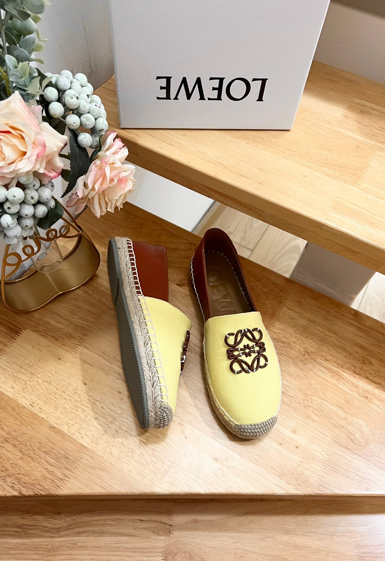 Loew Anagram Espadrille Yellow Brown Leather and Canvas - 35