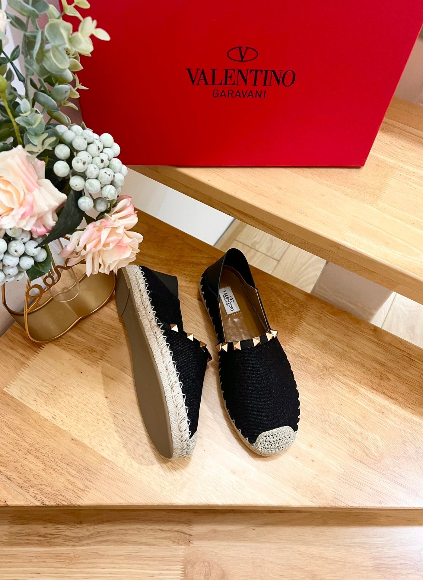 ROCKSTUD BLACK CANVAS ESPADRILLES - 36