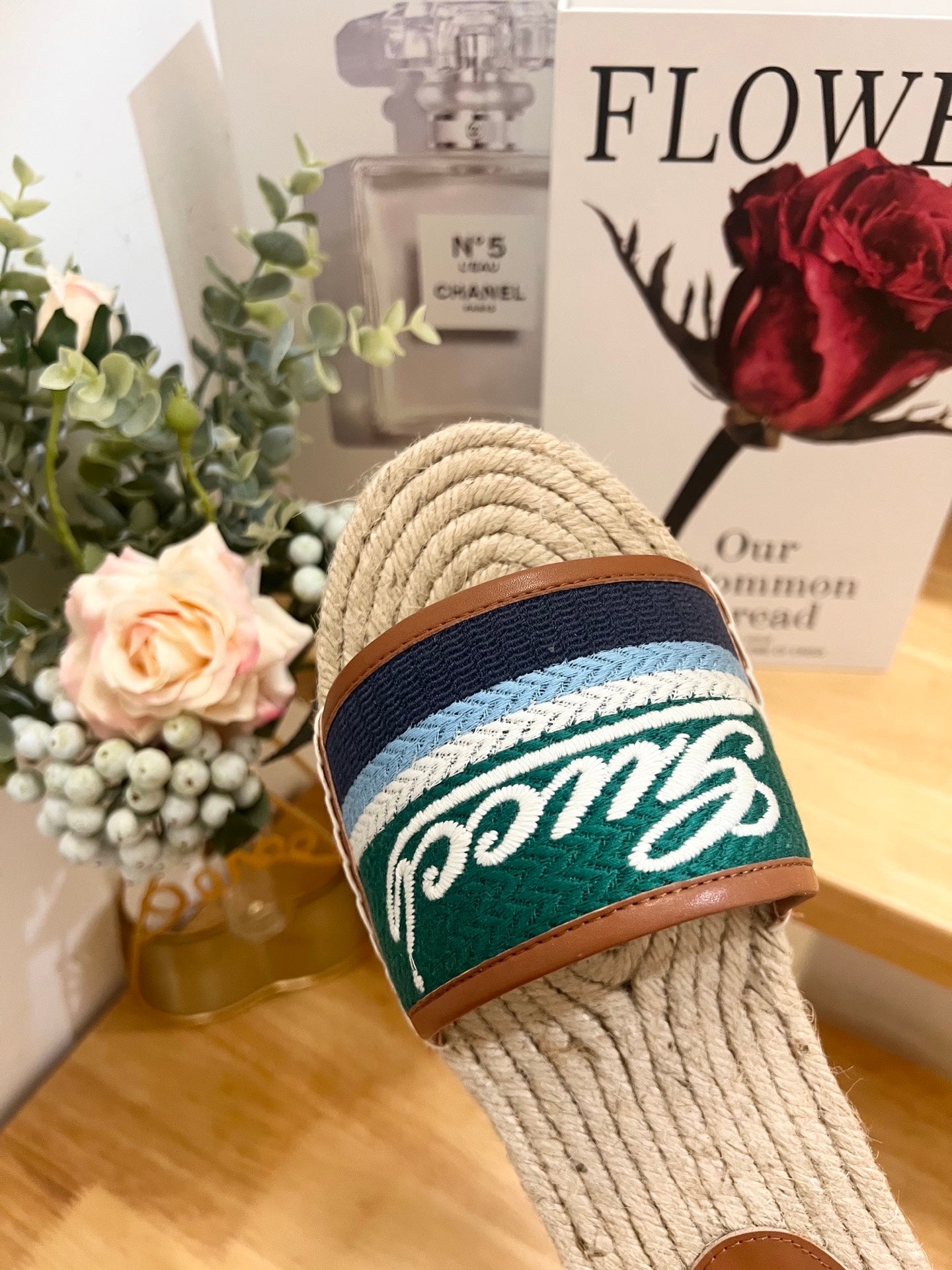 GG SLIDES IN MULTICOLOR RAFFIA - 36