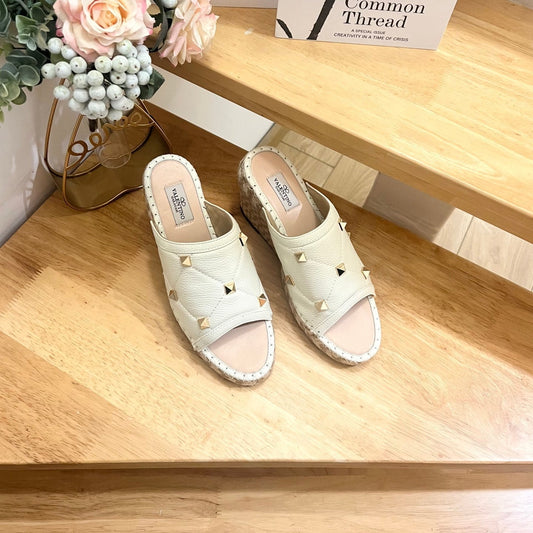БОСОНІЖКИ-ТАНКЕТКИ VALENTINO 26S З ТЕЛЯЧОЇ ШКІРИ КОЛЬОРУ OFF-WHITE