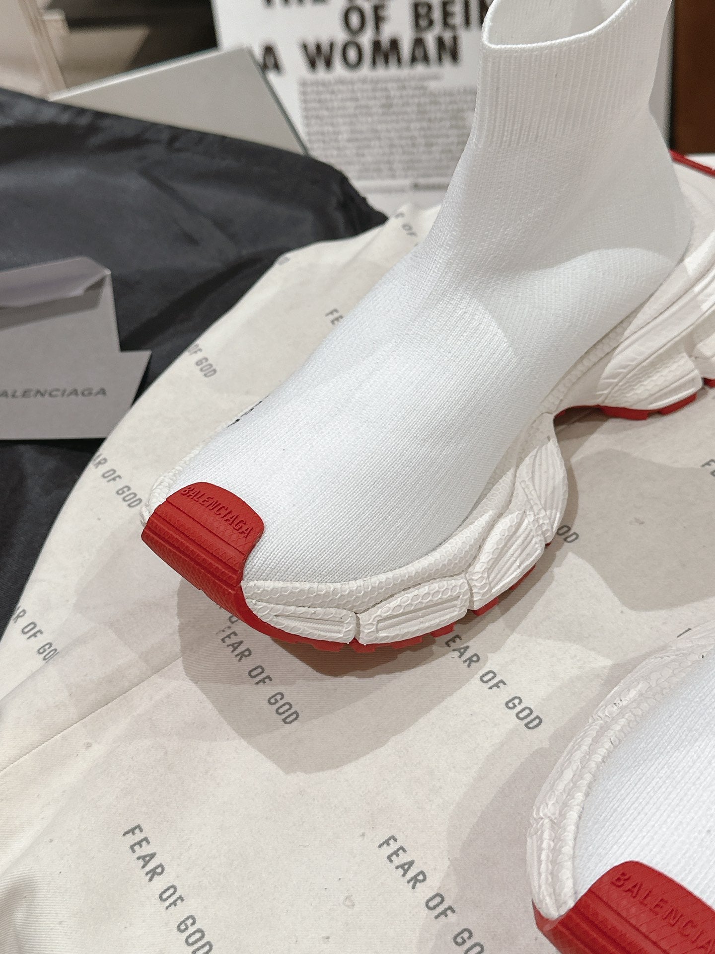 BALENCIAGA 25S SPEED TRAINER SNEAKERS 55 MM IN WHITE AND RED KNIT - 35