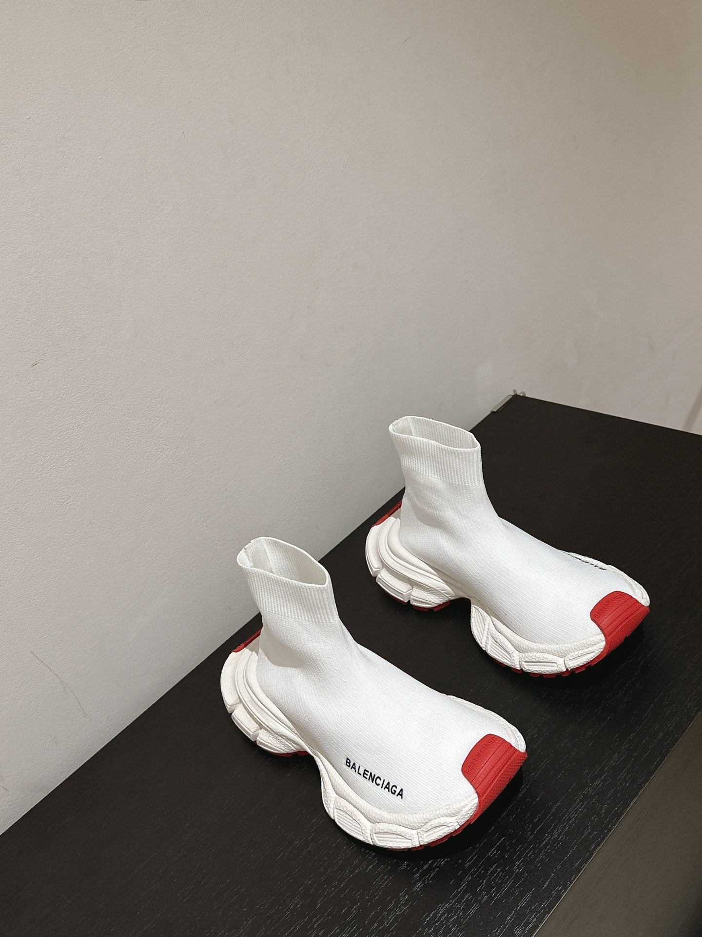 BALENCIAGA 25S SPEED TRAINER SNEAKERS 55 MM IN WHITE AND RED KNIT - 35
