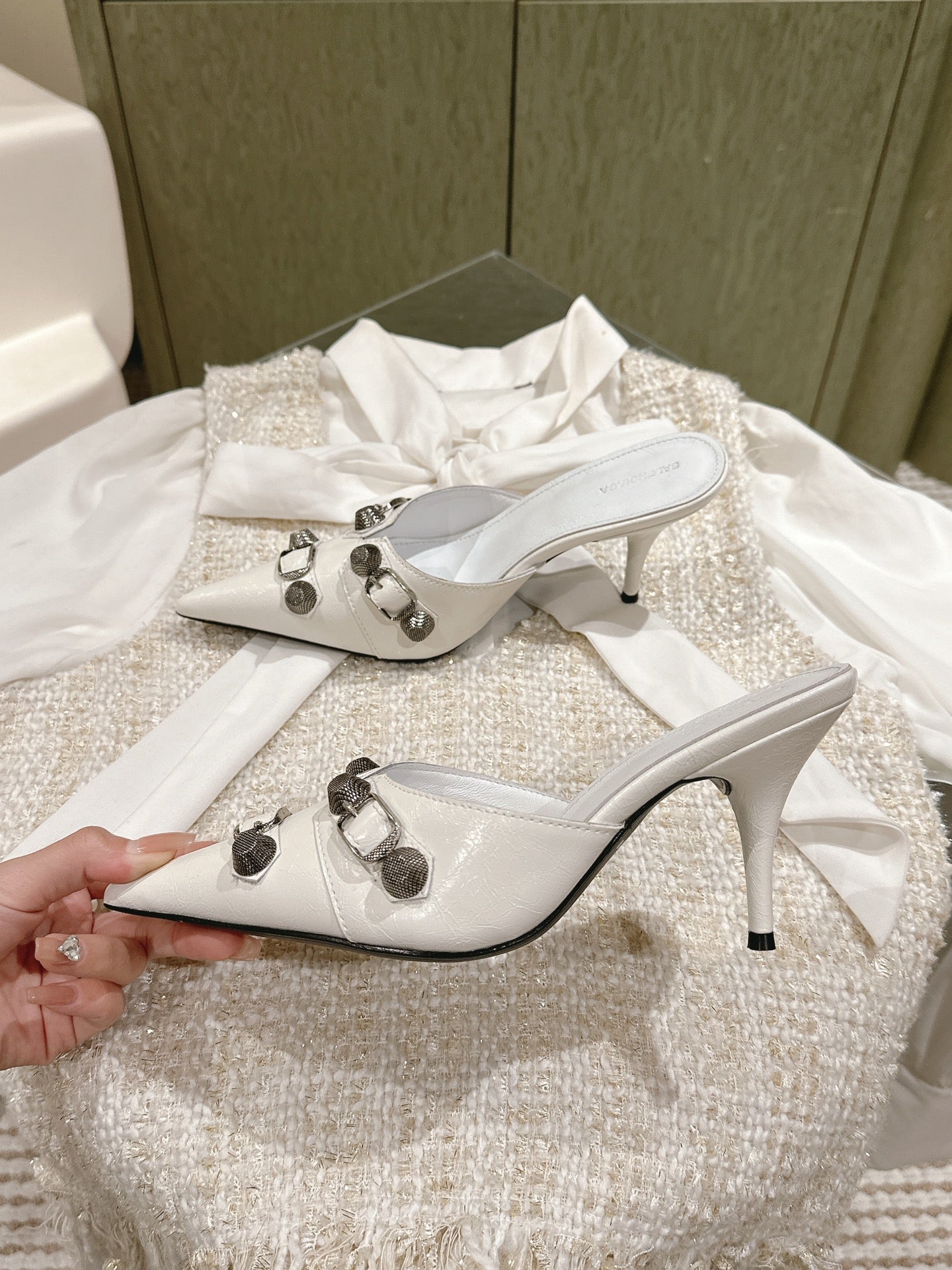 CAGOLE POINTED HIGH MULES IN WHITE SHINY CALFSKIN - 34