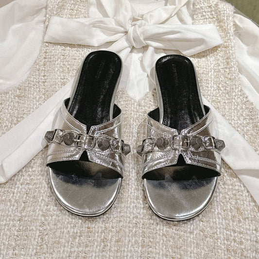 CAGOLE FLAT SANDALS IN SILVER WAX-OIL SHEEPSKIN - 34