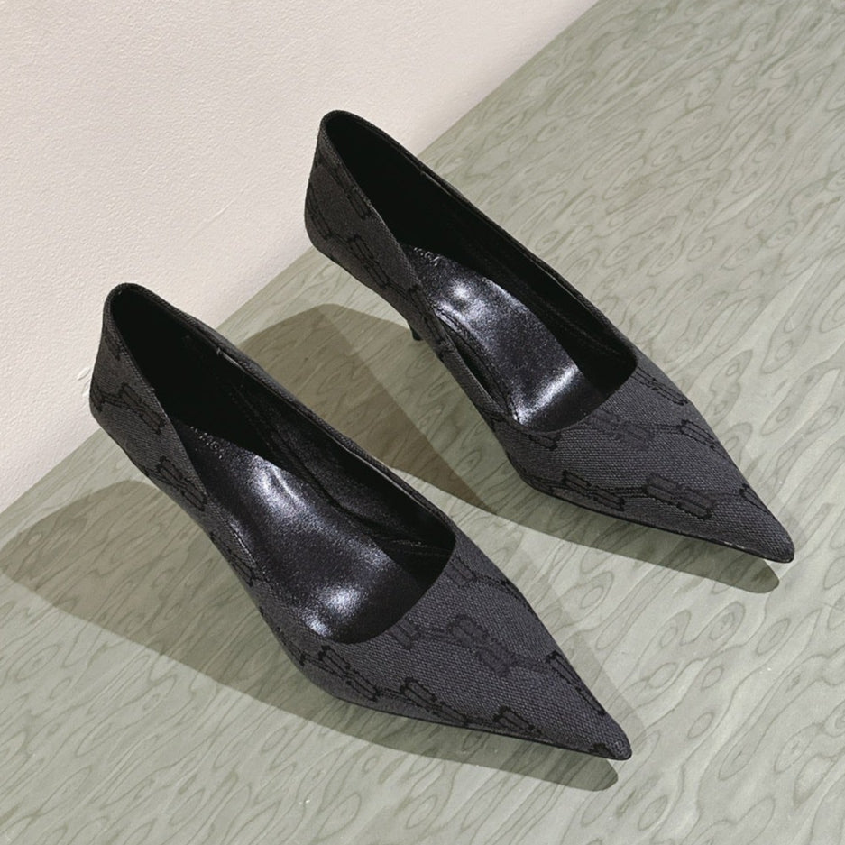 POINTED HIGH PUMPS IN BLACK MONOGRAM JACQUARD FABRIC - 34