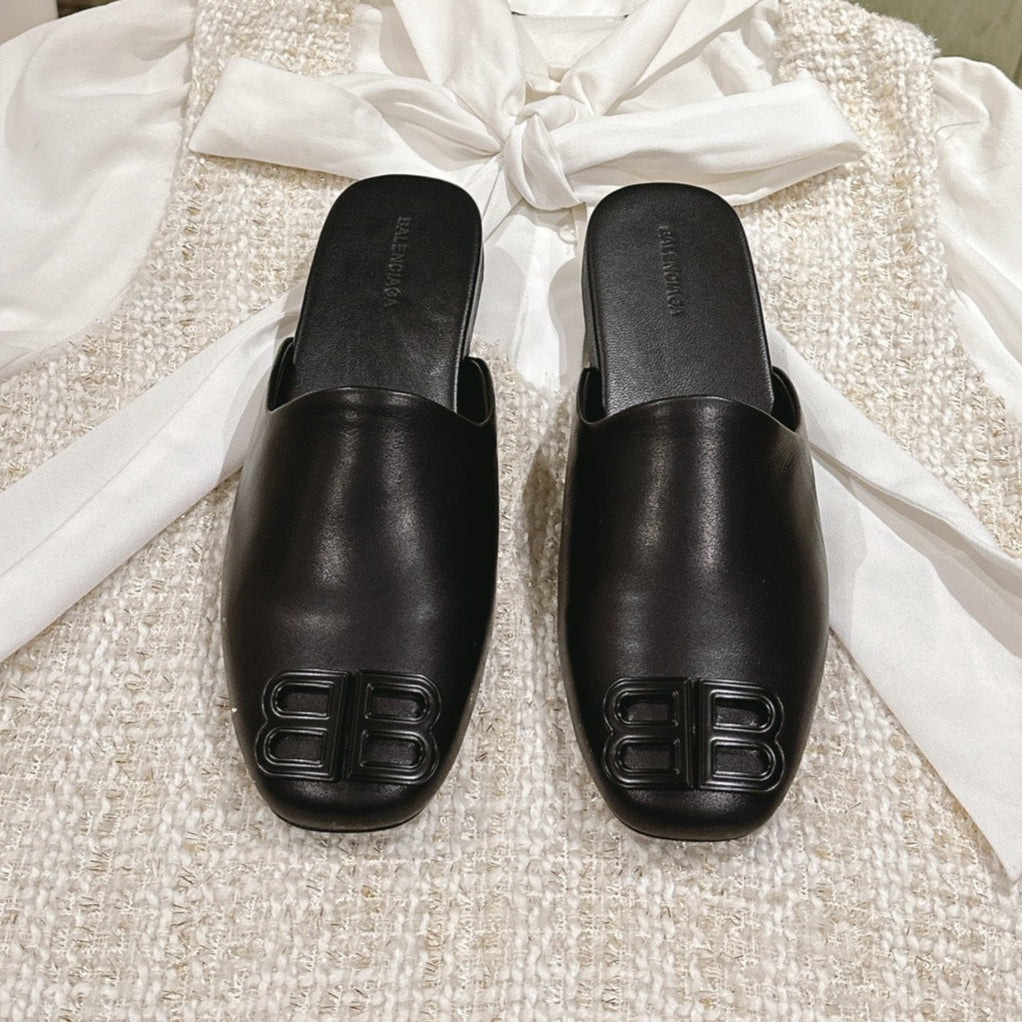 BLACK SHINY LAMBSKIN SQUARE TOE FLAT MULES BLACK BUCKLE - 34