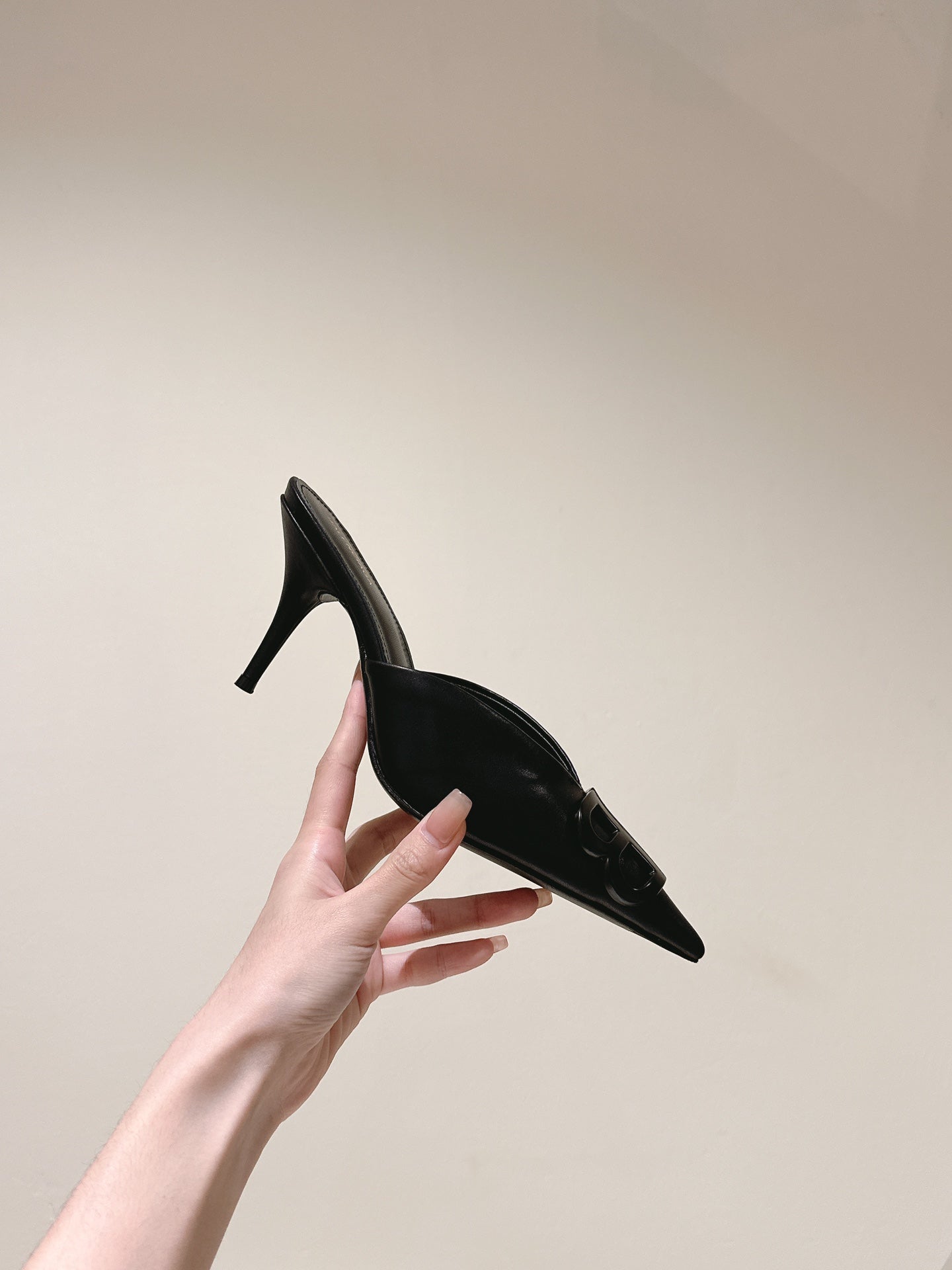 POINTED BB BLACK BUCKLE HIGH MULES IN BLACK SMOOTH LAMBSKIN - 34