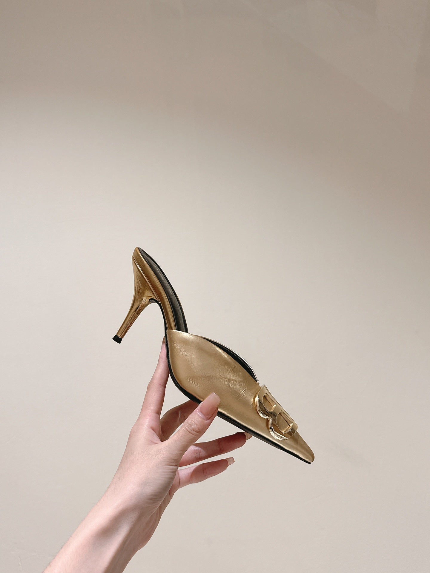 POINTED BB GOLD BUCKLE HIGH MULES IN GOLD METALLIC CALFSKIN - 34