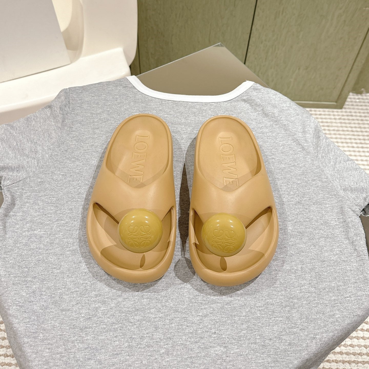 Loew Foam Slide Light Brown - 35