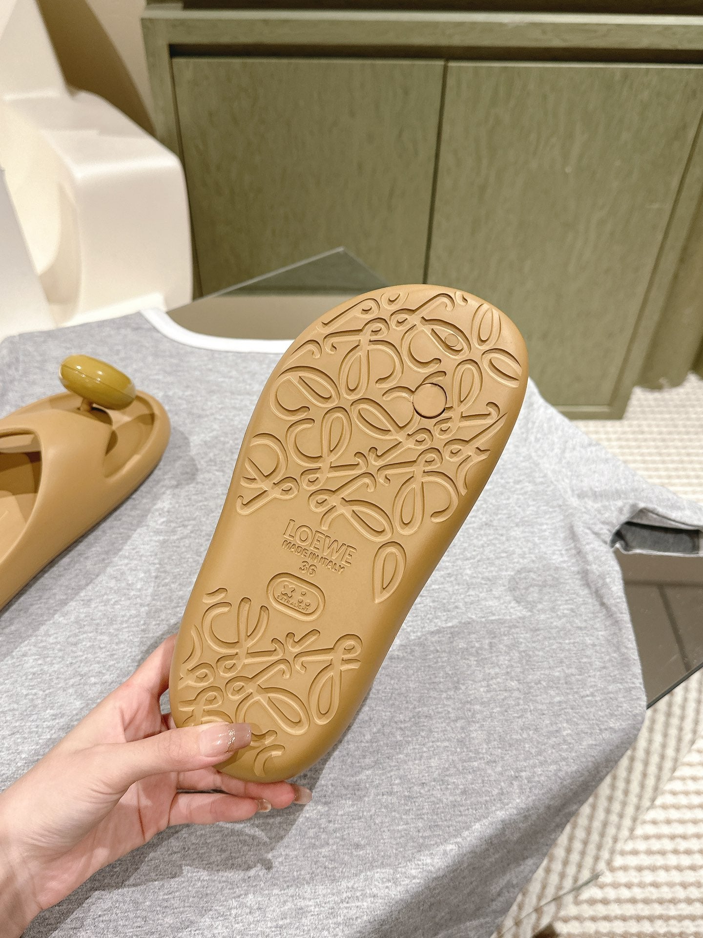 Loew Foam Slide Light Brown - 35