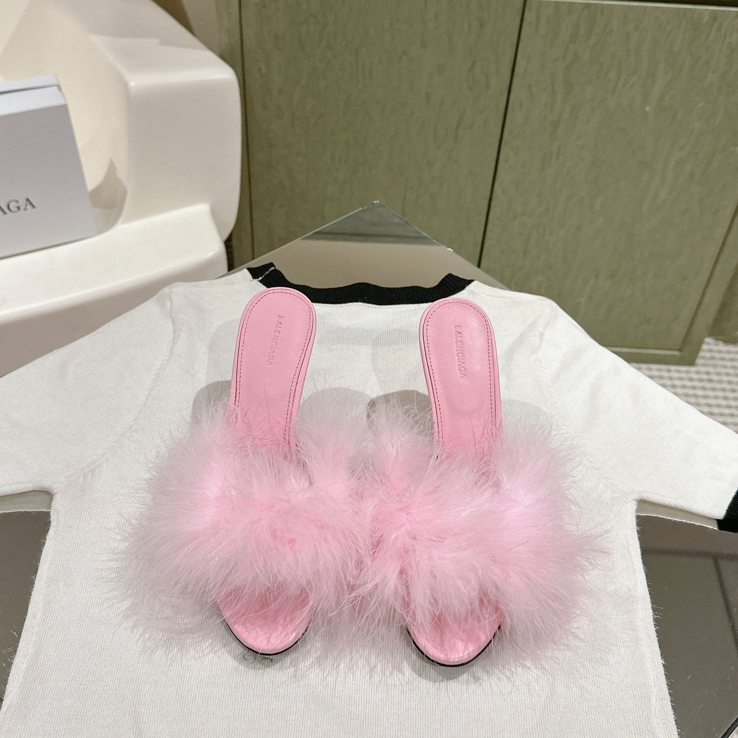 BALENCIAGA 25S HIGH-HEELED SANDALS 85 MM IN PINK FAUX FUR AND PU - 35