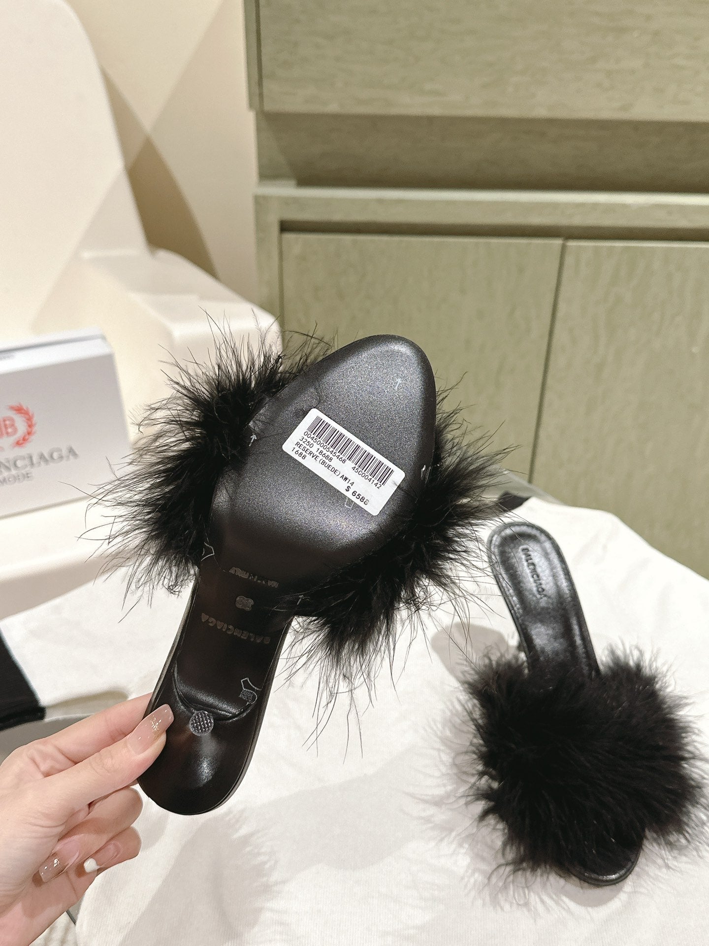 BALENCIAGA 25S HIGH-HEELED SANDALS 85 MM IN BLACK FAUX FUR AND PU - 35
