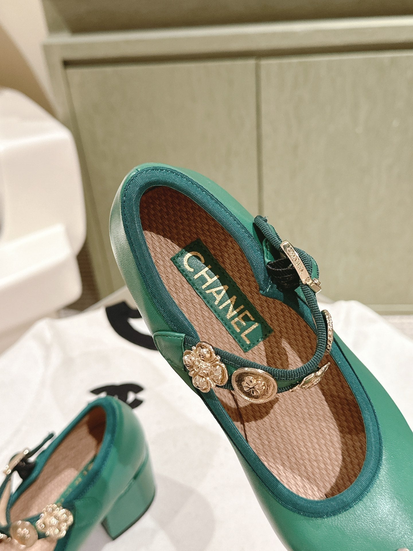 CC HIGH MARY JANE SEA GREEN LAMBSKIN - 35