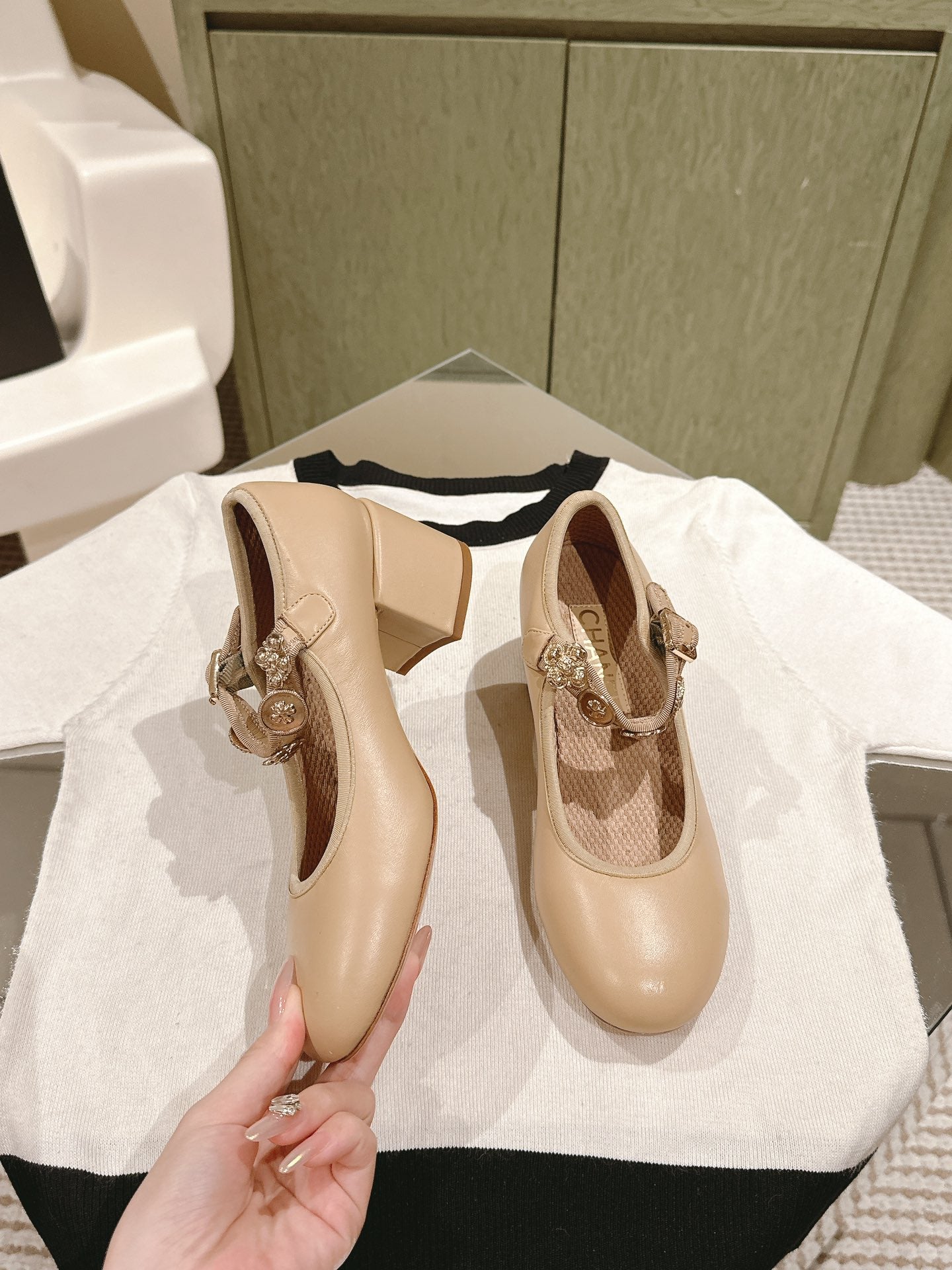 CC HIGH MARY JANE ALMOND BEIGE LAMBSKIN - 35