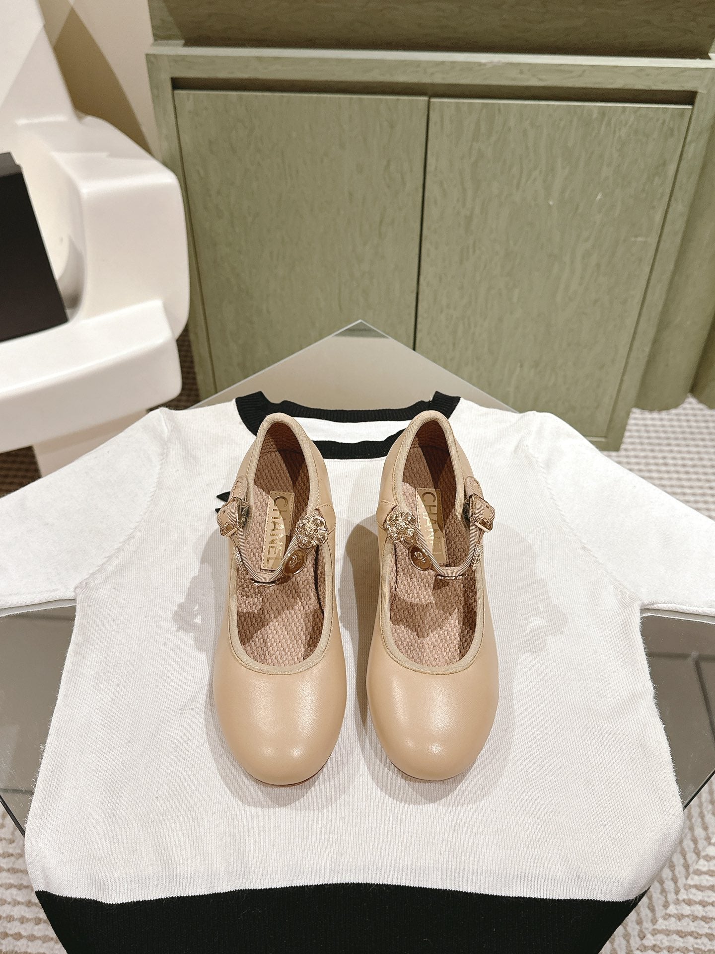 CC HIGH MARY JANE ALMOND BEIGE LAMBSKIN - 35