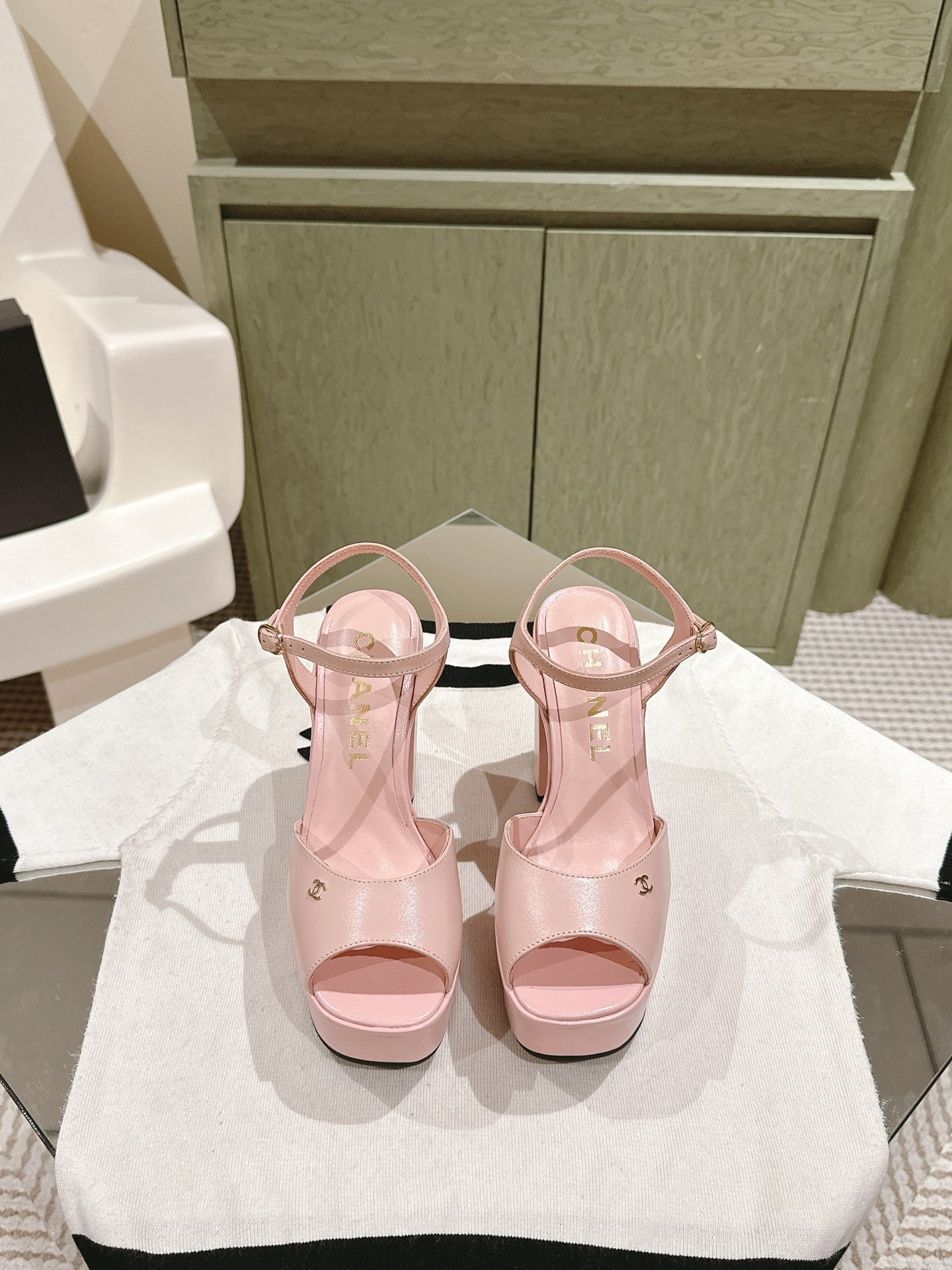 CC HIGH SANDAL LIGHT PINK CALFSKIN - 35