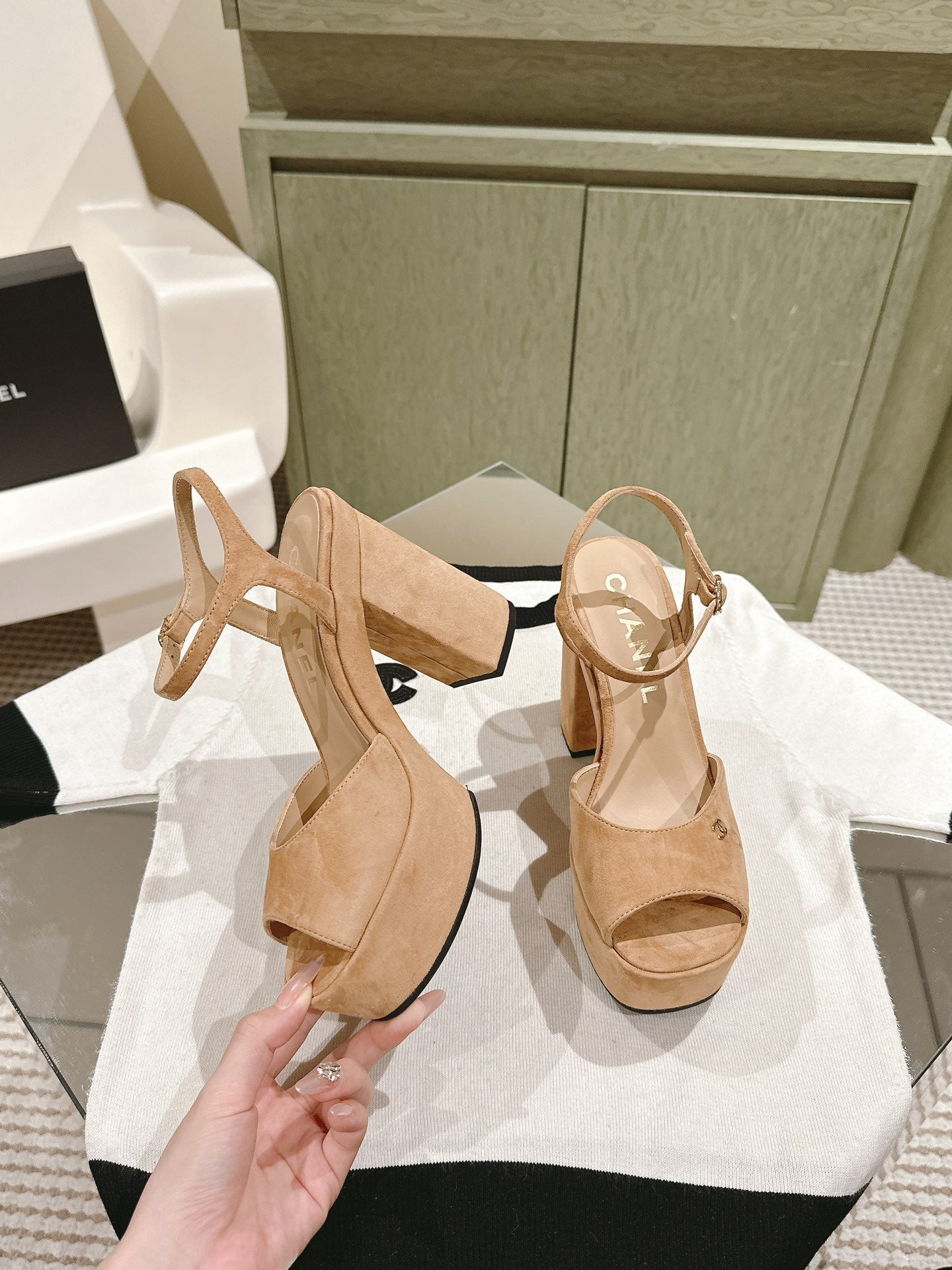 CC HIGH SANDAL PEACH PINK SUEDE CALFSKIN - 35