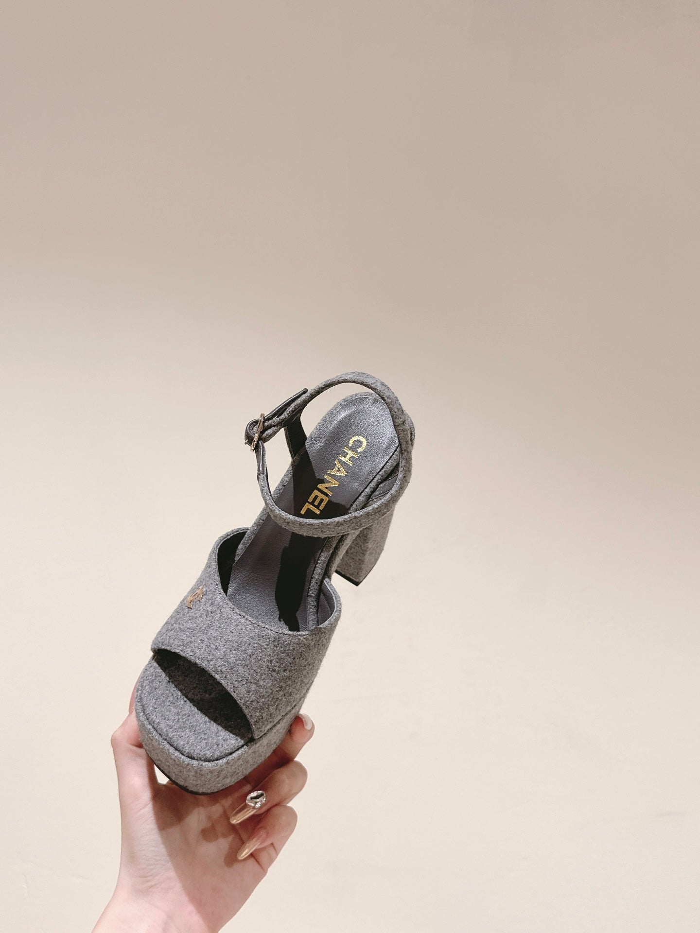 CC HIGH SANDAL GREY SUEDE CALFSKIN - 35