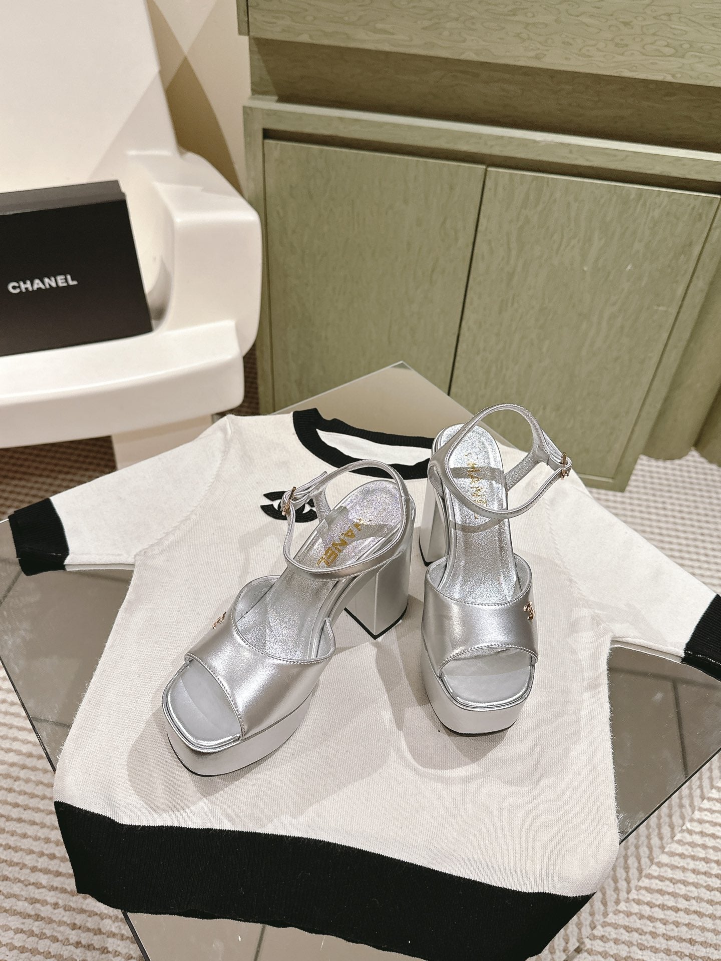 CC HIGH SANDAL SILVER CALFSKIN - 35