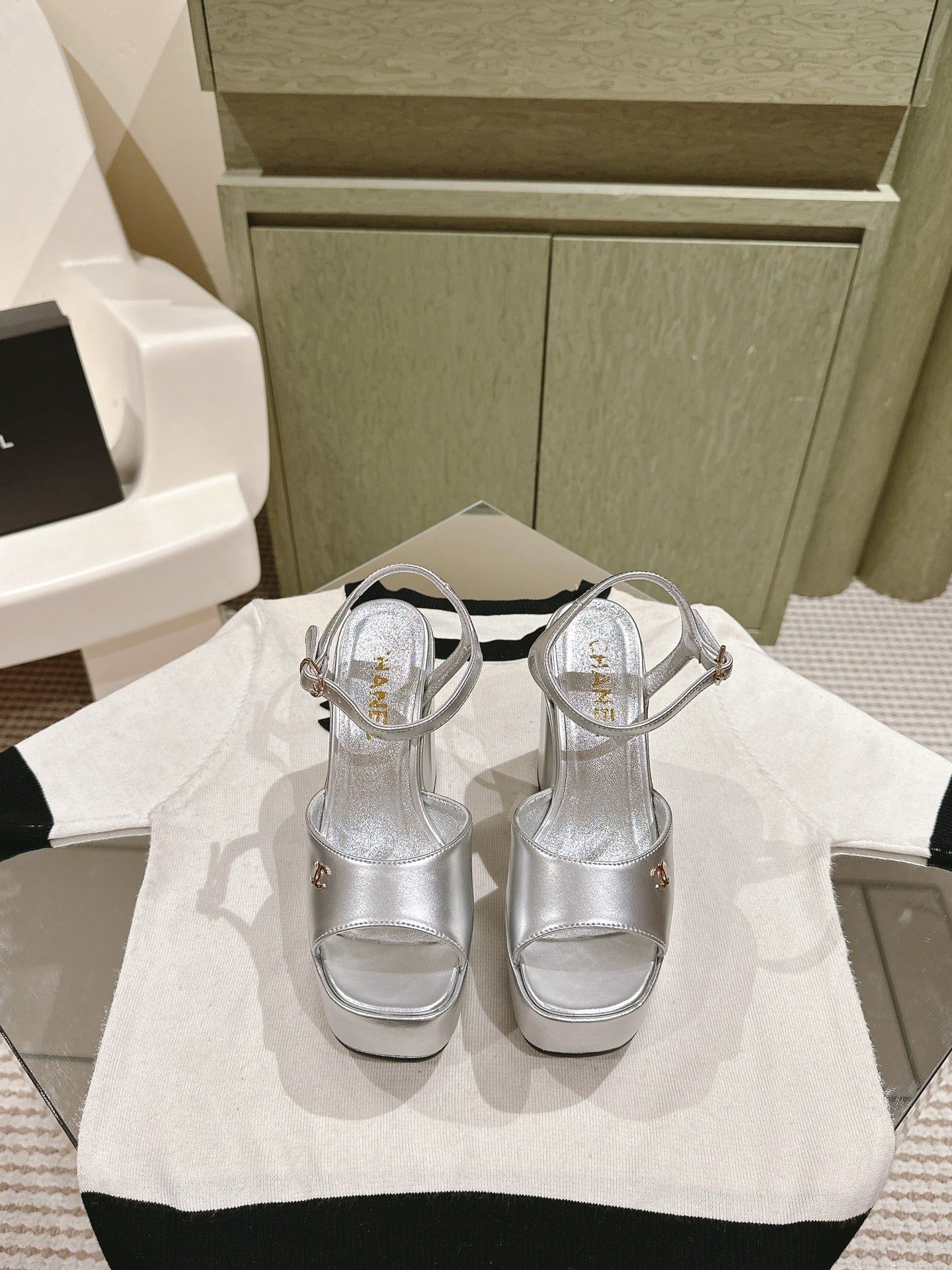 CC HIGH SANDAL SILVER CALFSKIN - 35