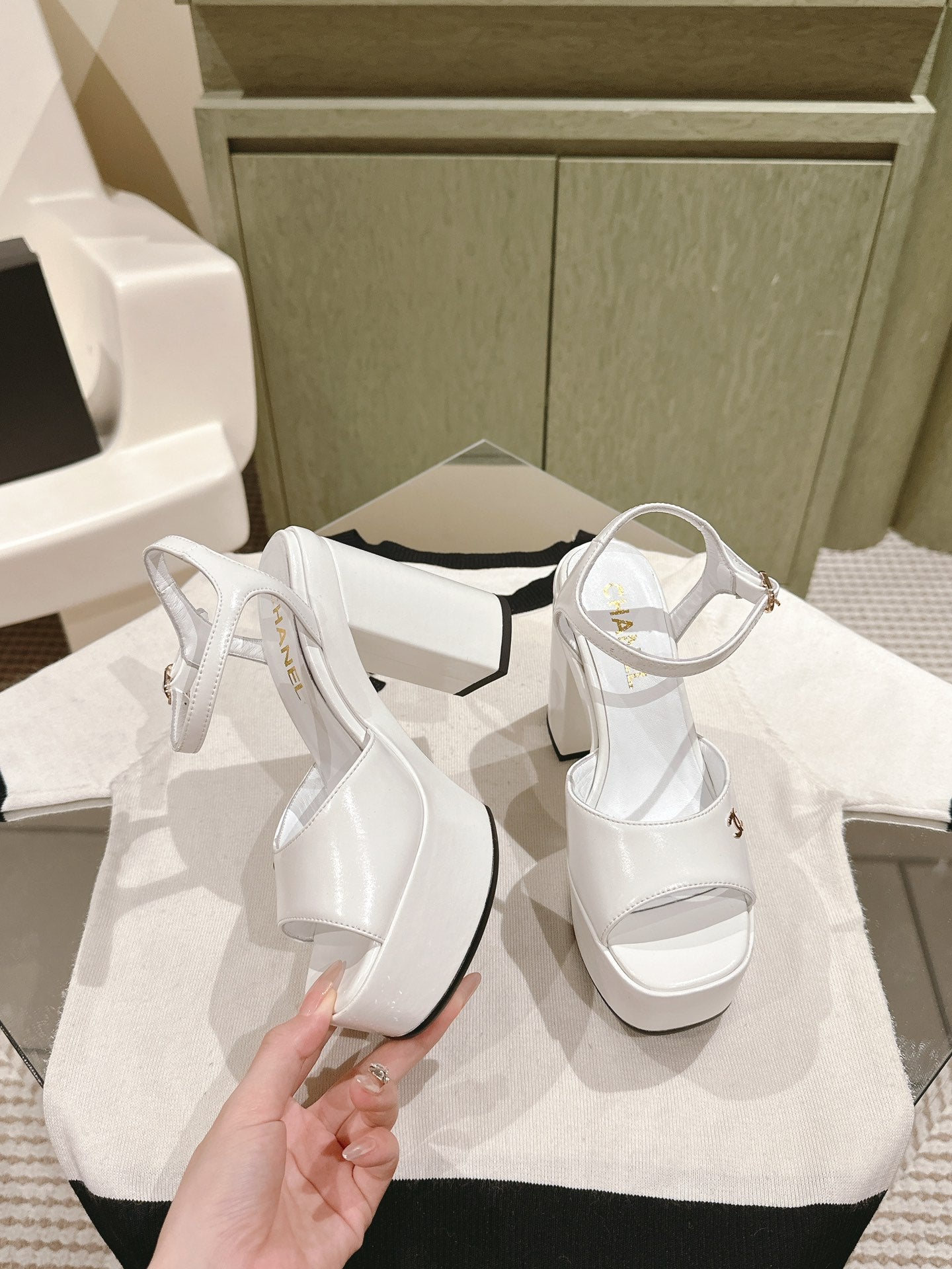 CC HIGH SANDAL WHITE CALFSKIN - 35