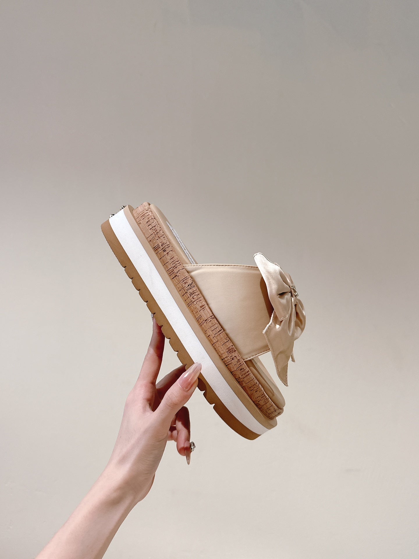 CC SLIPPERS WITH SILK BOW IN BEIGE ALMOND COWHIDE - 34