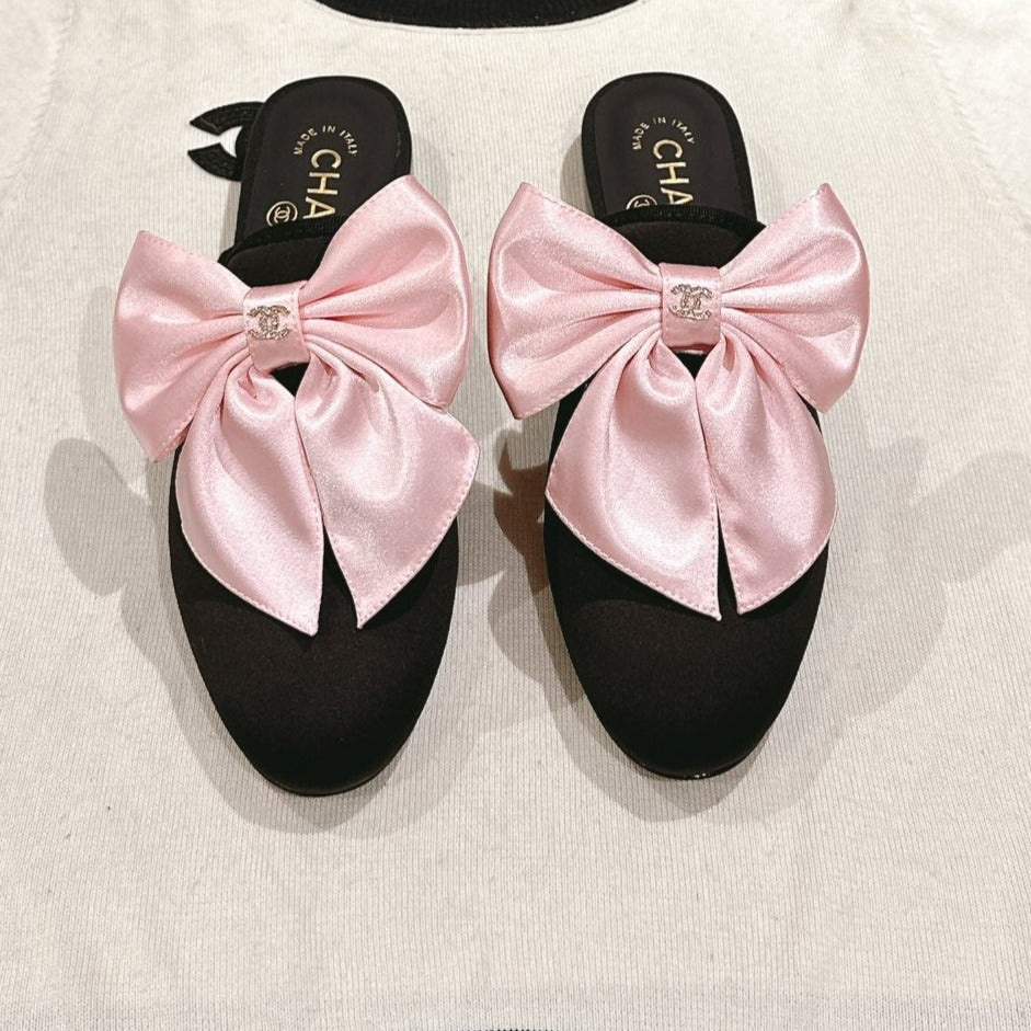 CC MULE WITH SILK LIGHT PINK BOW AND BLACK LAMBSKIN - 35