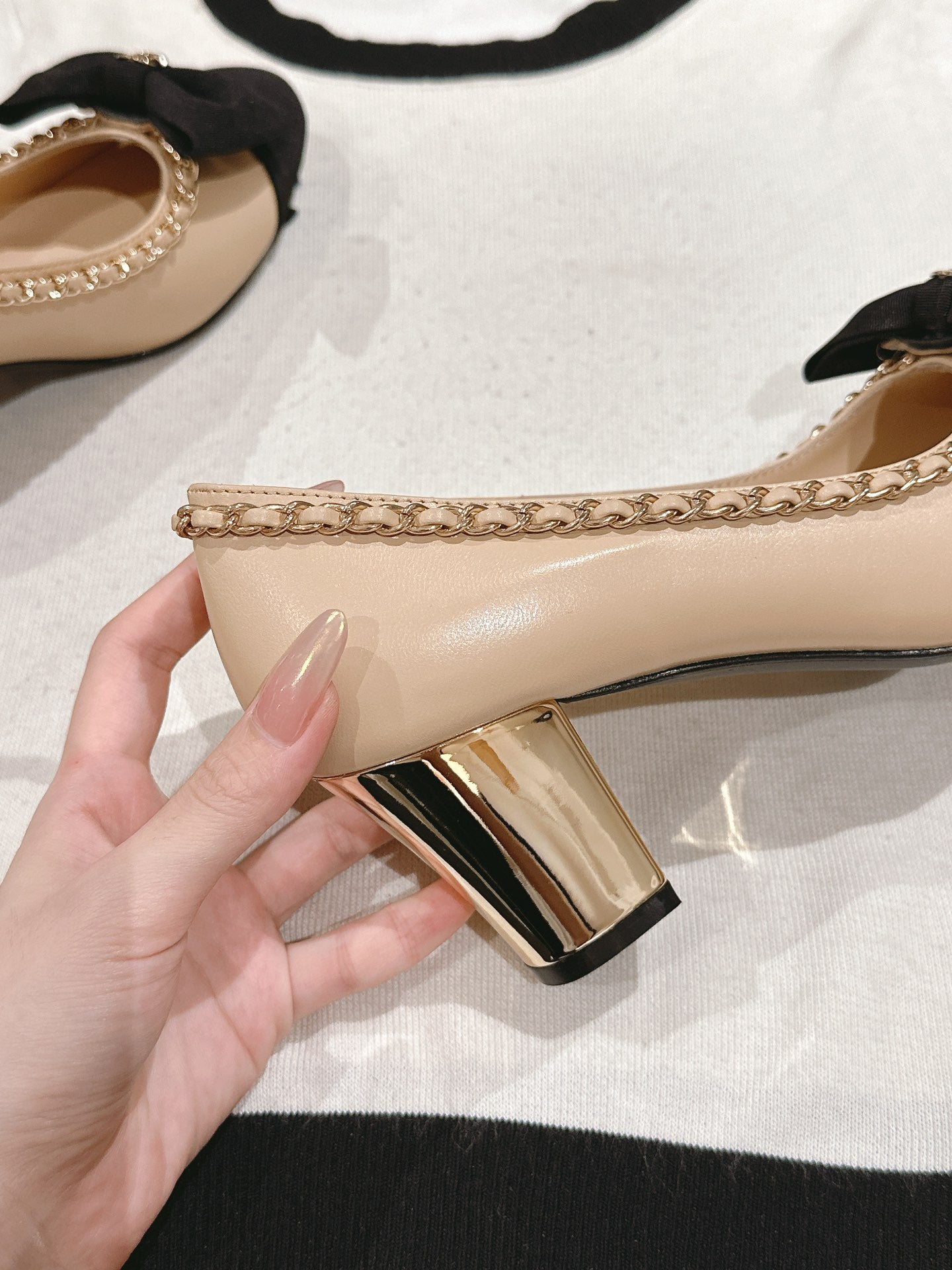 CC HIGH HEELS BEIGE CREAM CALFSKIN AND FABRIC - 35