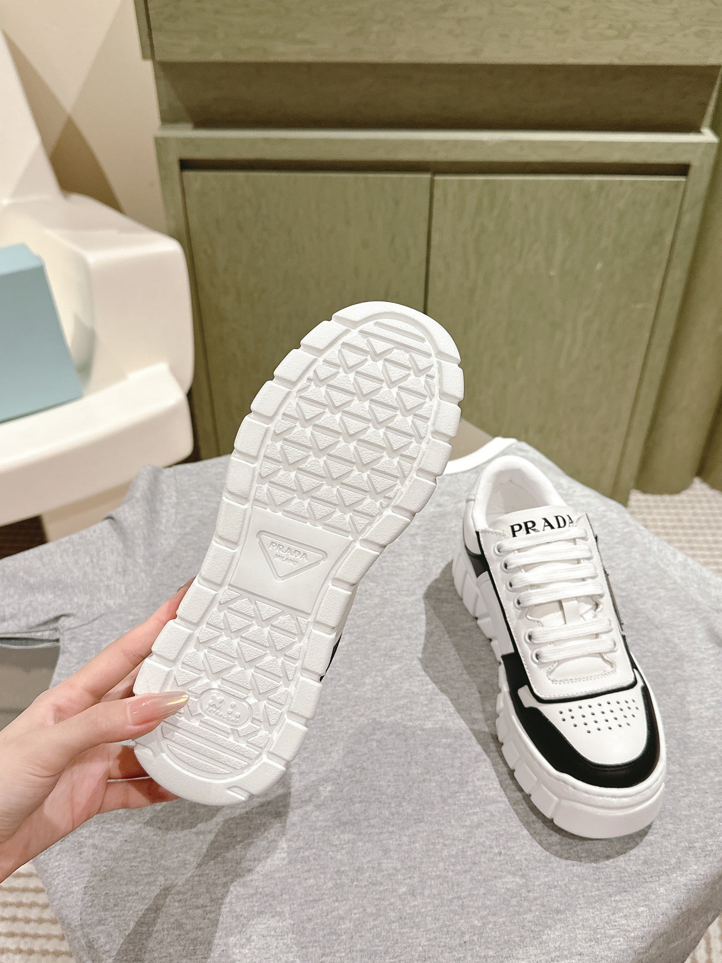PRA FLATFORM SNEAKERS BLACK AND WHITE CALFSKIN - 35