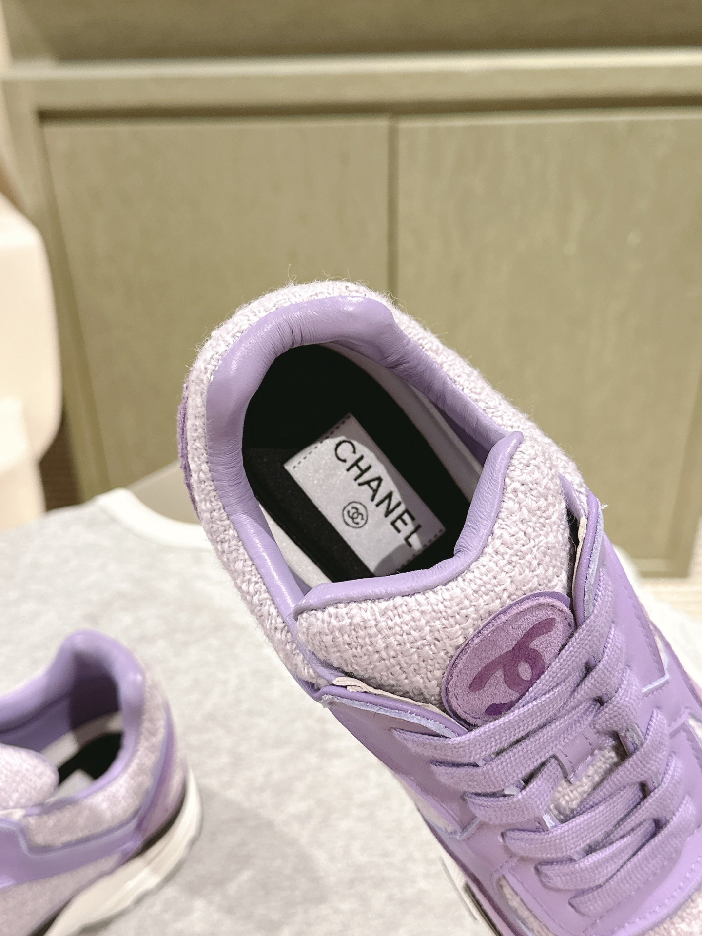TRAINERS IN LIGHT PURPLE SUEDE AND CALFSKIN - 35