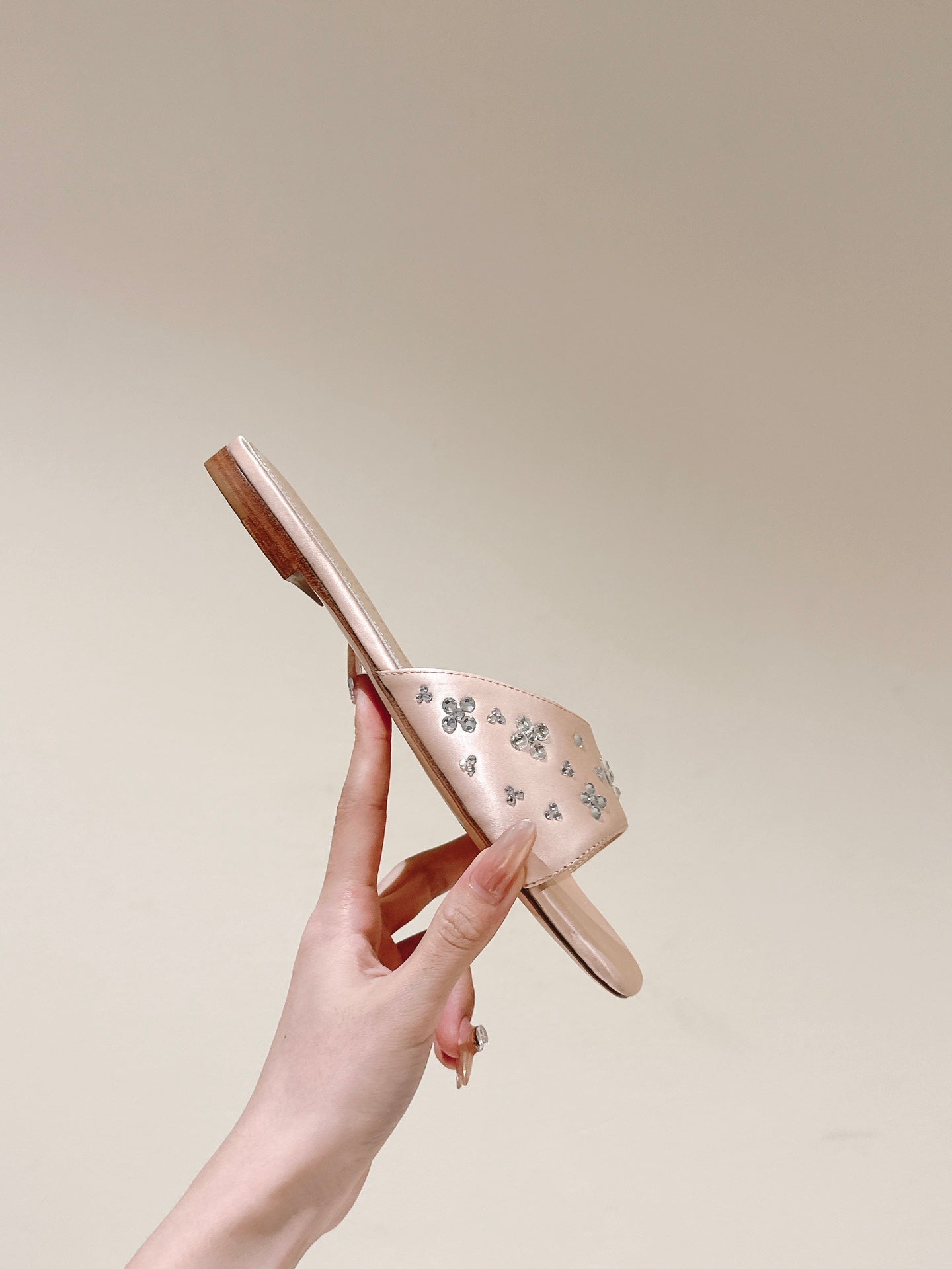 LV WOMEN FLAT MULE IN ALMOND BEIGE SATIN WITH RHINESTONE - 35