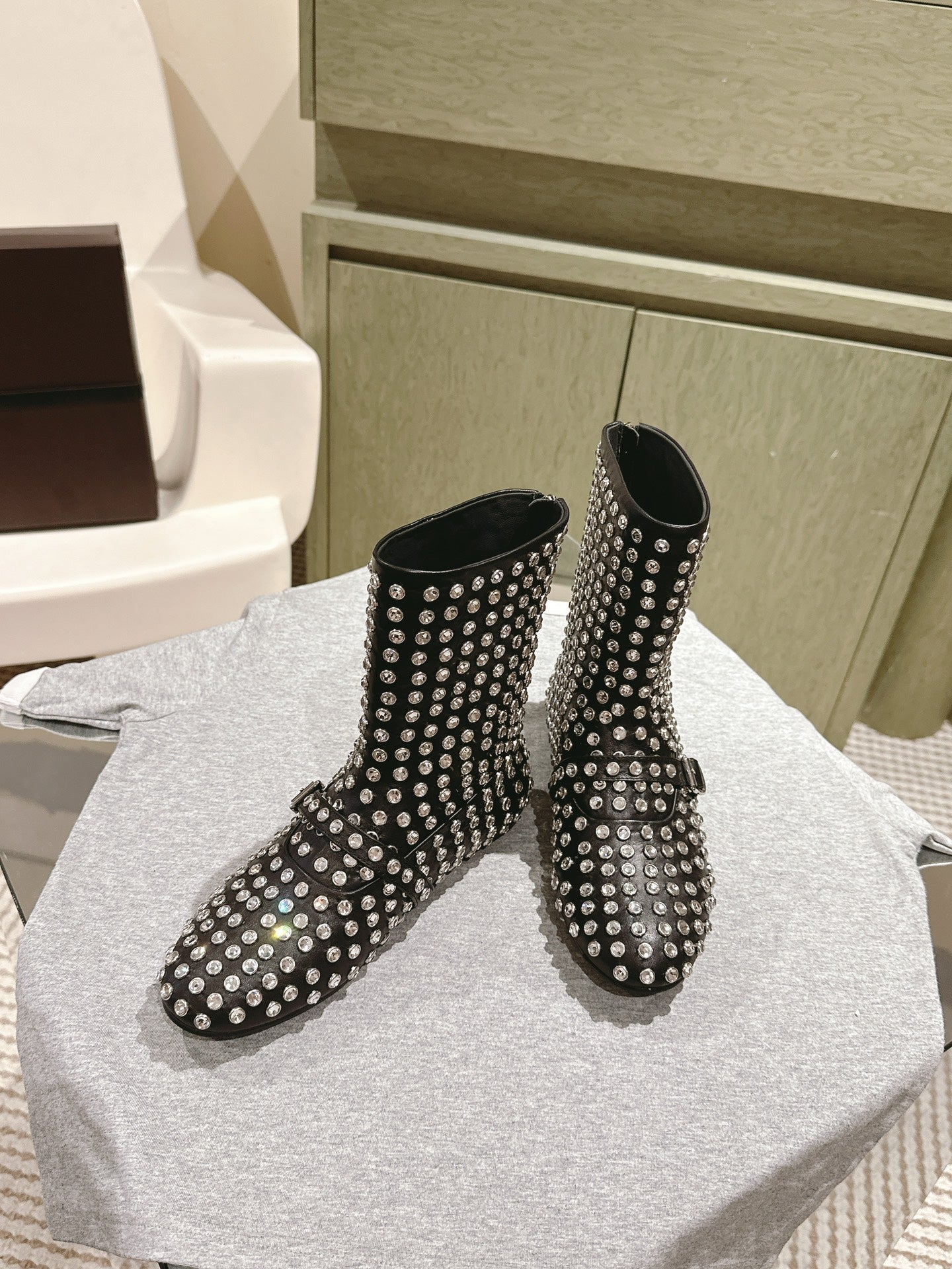 ALAIA SHORT BOOTS IN BLACK LAMBSKIN ATTACH RHINSTONES - 35