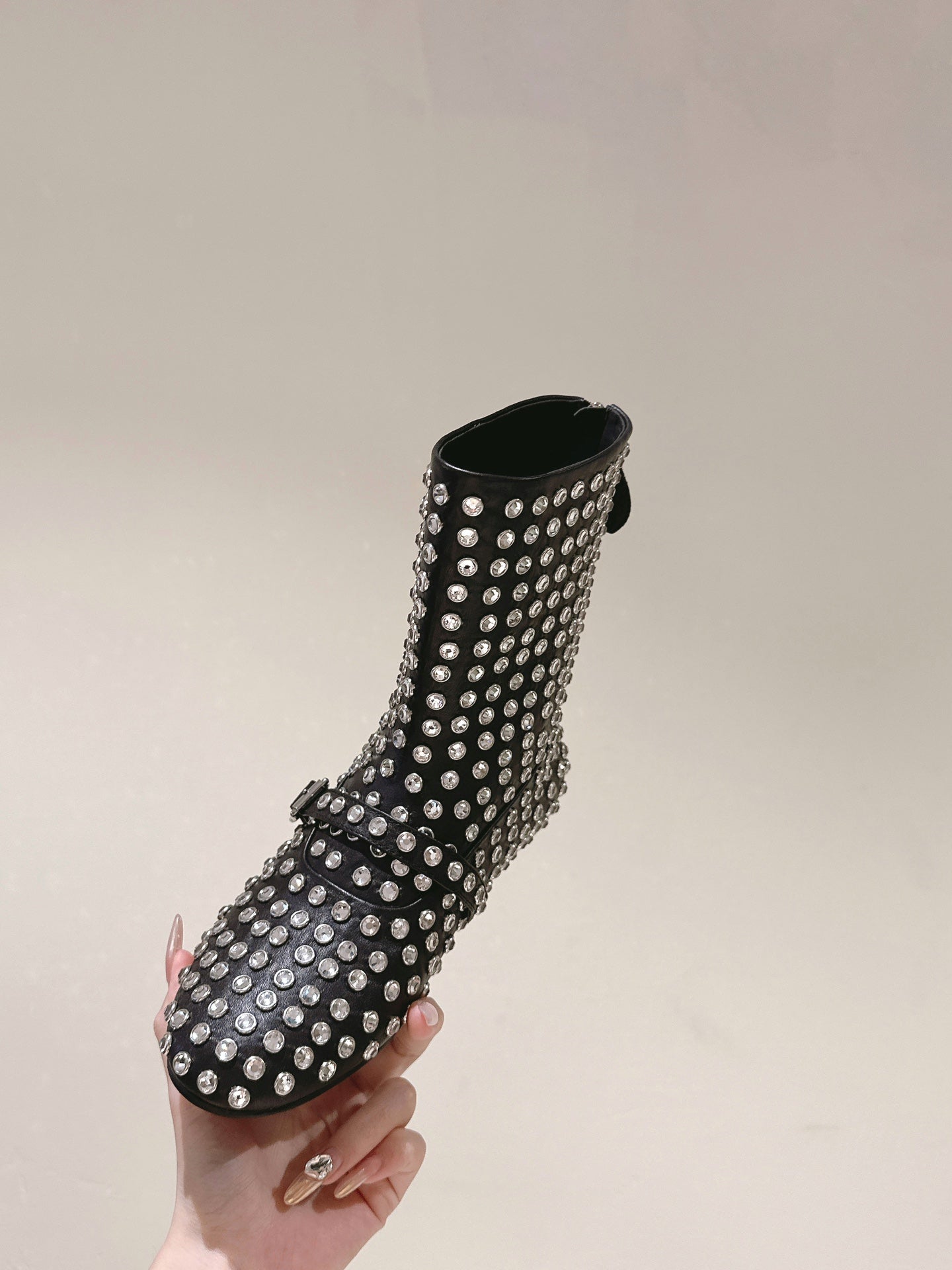 ALAIA SHORT BOOTS IN BLACK LAMBSKIN ATTACH RHINSTONES - 35